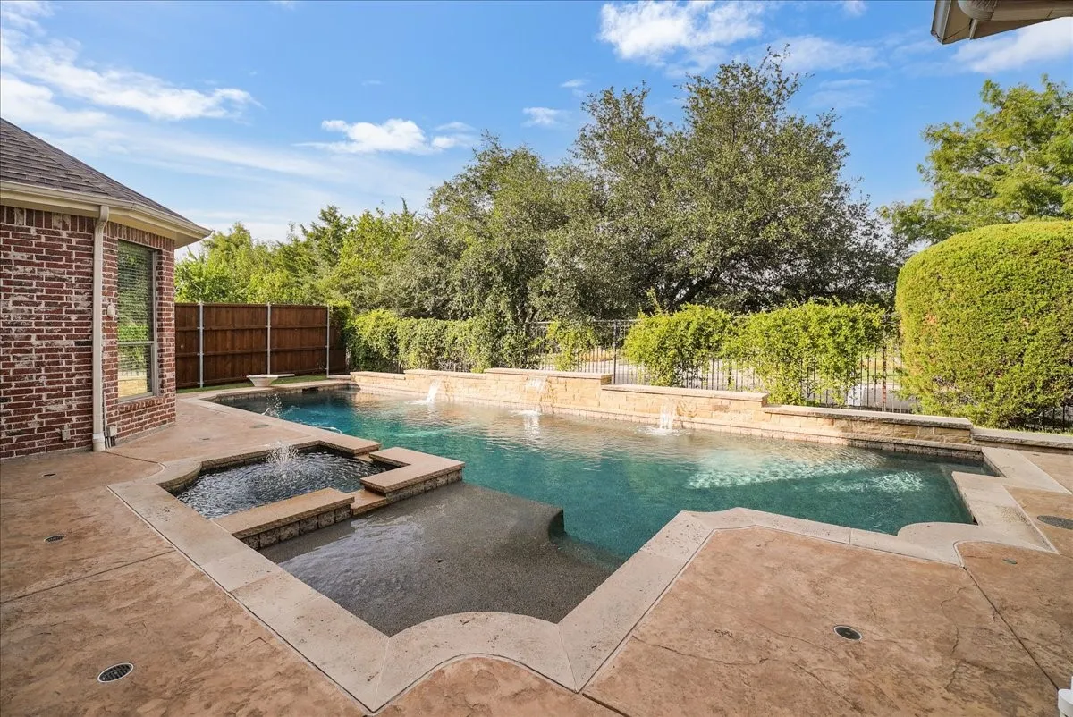 Single Family Residence For Sale in Collin County , 1234 Terrace Mill Drive, Murphy, Texas 75094, 5 Bedroom, 5 Bathroom, 3 Garage spaces, 4,745 Sqft, built in 2005, mls#21342574, Real Estate Agent in Murphy, Homes For Sale in Collin county, Homes For Sale in Murphy, Realtor in Murphy Texas, Real Estate Brokerage Independent Realty Texas, Luminita Cordes Realtor