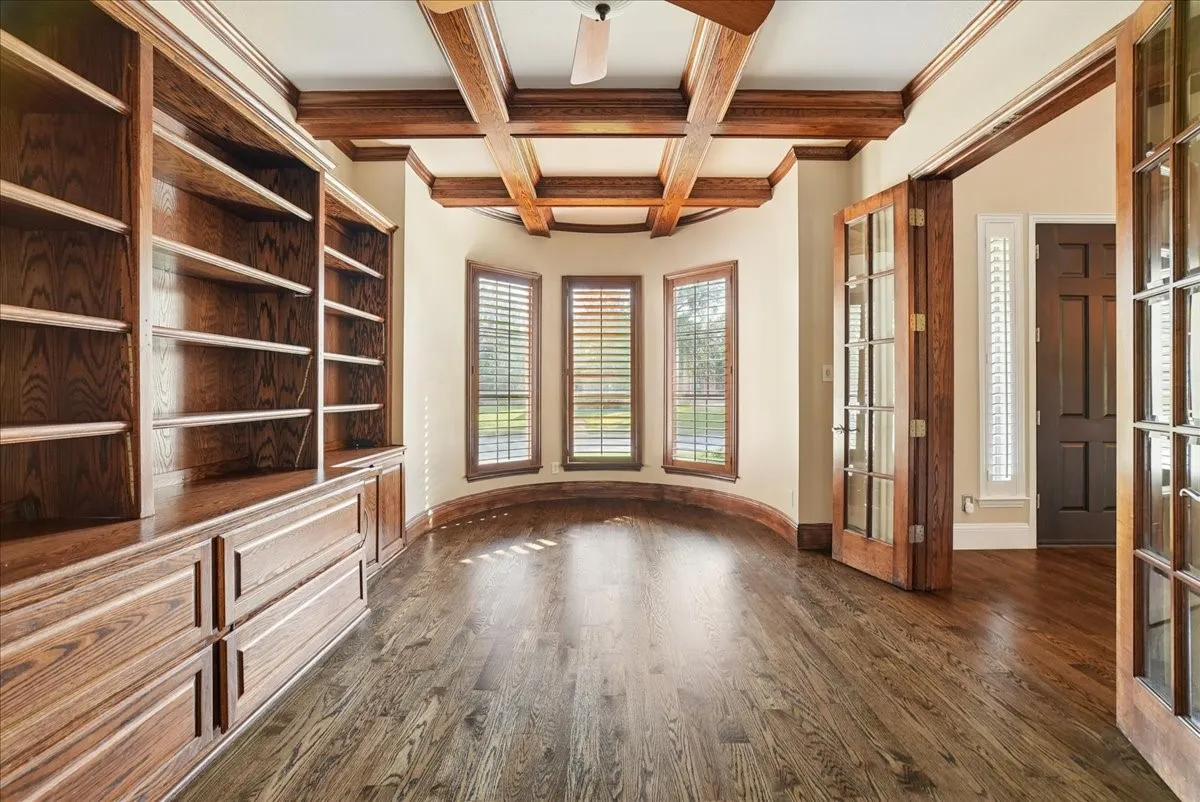 Single Family Residence For Sale in Collin County , 1234 Terrace Mill Drive, Murphy, Texas 75094, 5 Bedroom, 5 Bathroom, 3 Garage spaces, 4,745 Sqft, built in 2005, mls#21342574, Real Estate Agent in Murphy, Homes For Sale in Collin county, Homes For Sale in Murphy, Realtor in Murphy Texas, Real Estate Brokerage Independent Realty Texas, Luminita Cordes Realtor