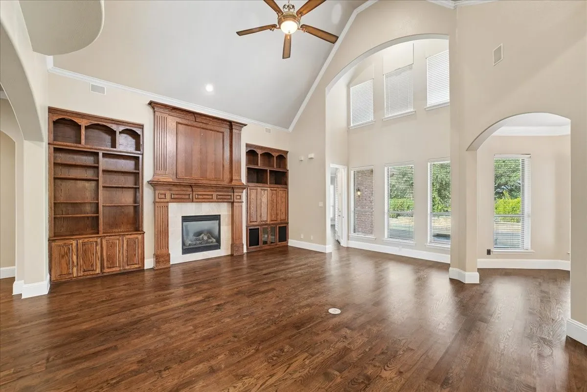 Single Family Residence For Sale in Collin County , 1234 Terrace Mill Drive, Murphy, Texas 75094, 5 Bedroom, 5 Bathroom, 3 Garage spaces, 4,745 Sqft, built in 2005, mls#21342574, Real Estate Agent in Murphy, Homes For Sale in Collin county, Homes For Sale in Murphy, Realtor in Murphy Texas, Real Estate Brokerage Independent Realty Texas, Luminita Cordes Realtor