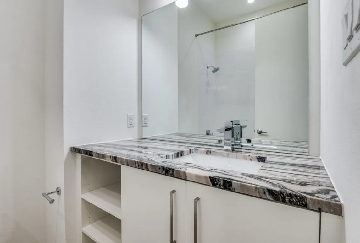 Condominium For Rent in Dallas County , 3812 San Jacinto Street 207, Dallas, Texas 75204, 2 Bedroom, 3 Bathroom, 2 Garage spaces, 1,479 Sqft, built in 2020, Price $2,900, mls#21343036, Real Estate Agent in Dallas, Homes For Rent in Dallas county, Homes For Rent in Dallas, Realtor in Dallas Texas, Real Estate Brokerage Independent Realty Texas, Luminita Cordes Realtor