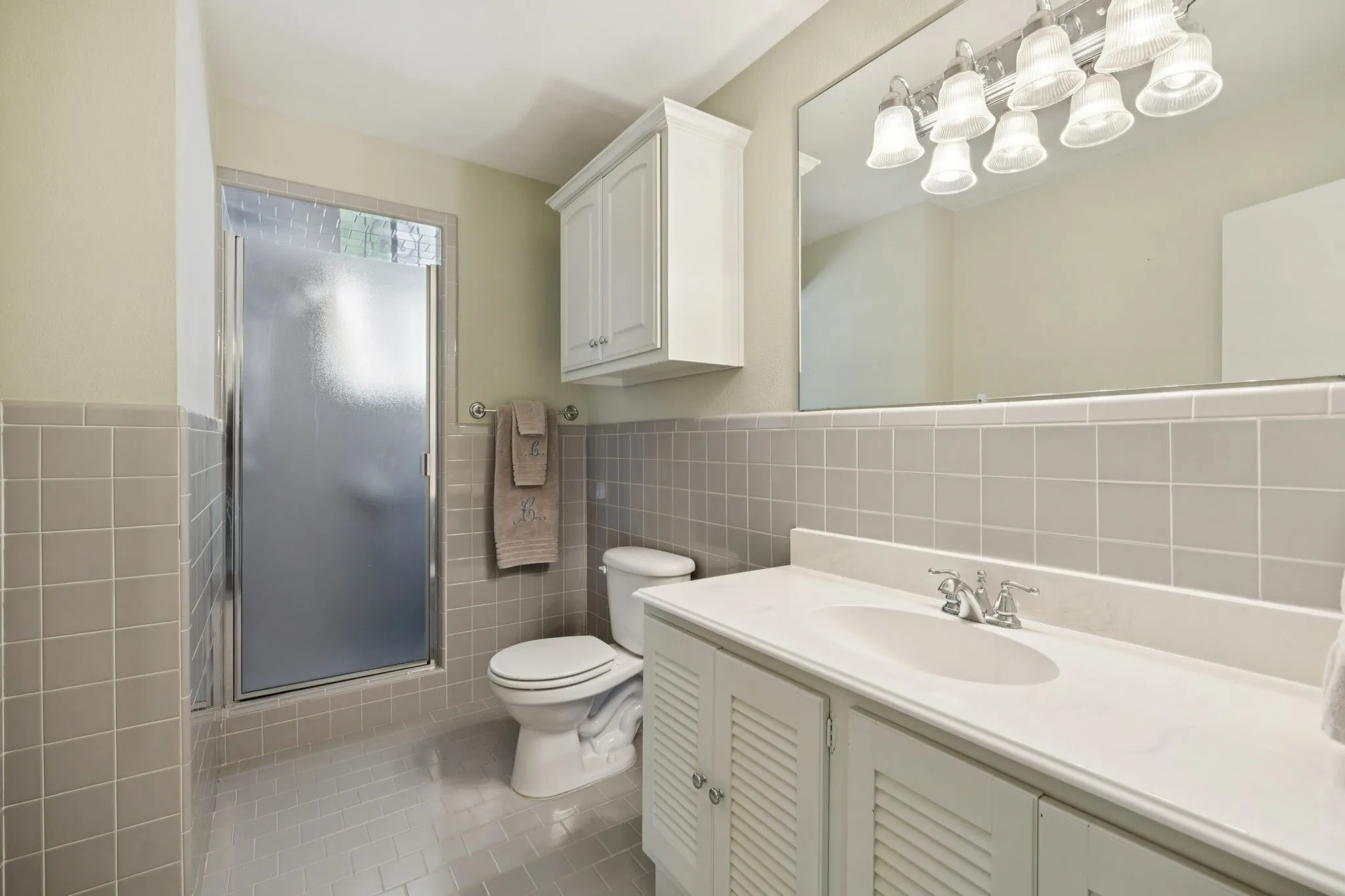Single Family Residence For Sale in Dallas County , 137 Southwood Drive, Lancaster, Texas 75146, 3 Bedroom, 2 Bathroom, 1 Garage spaces, 1,984 Sqft, built in 1970, mls#21340492, Real Estate Agent in Lancaster, Homes For Sale in Dallas county, Homes For Sale in Lancaster, Realtor in Lancaster Texas, Real Estate Brokerage Independent Realty Texas, Luminita Cordes Realtor