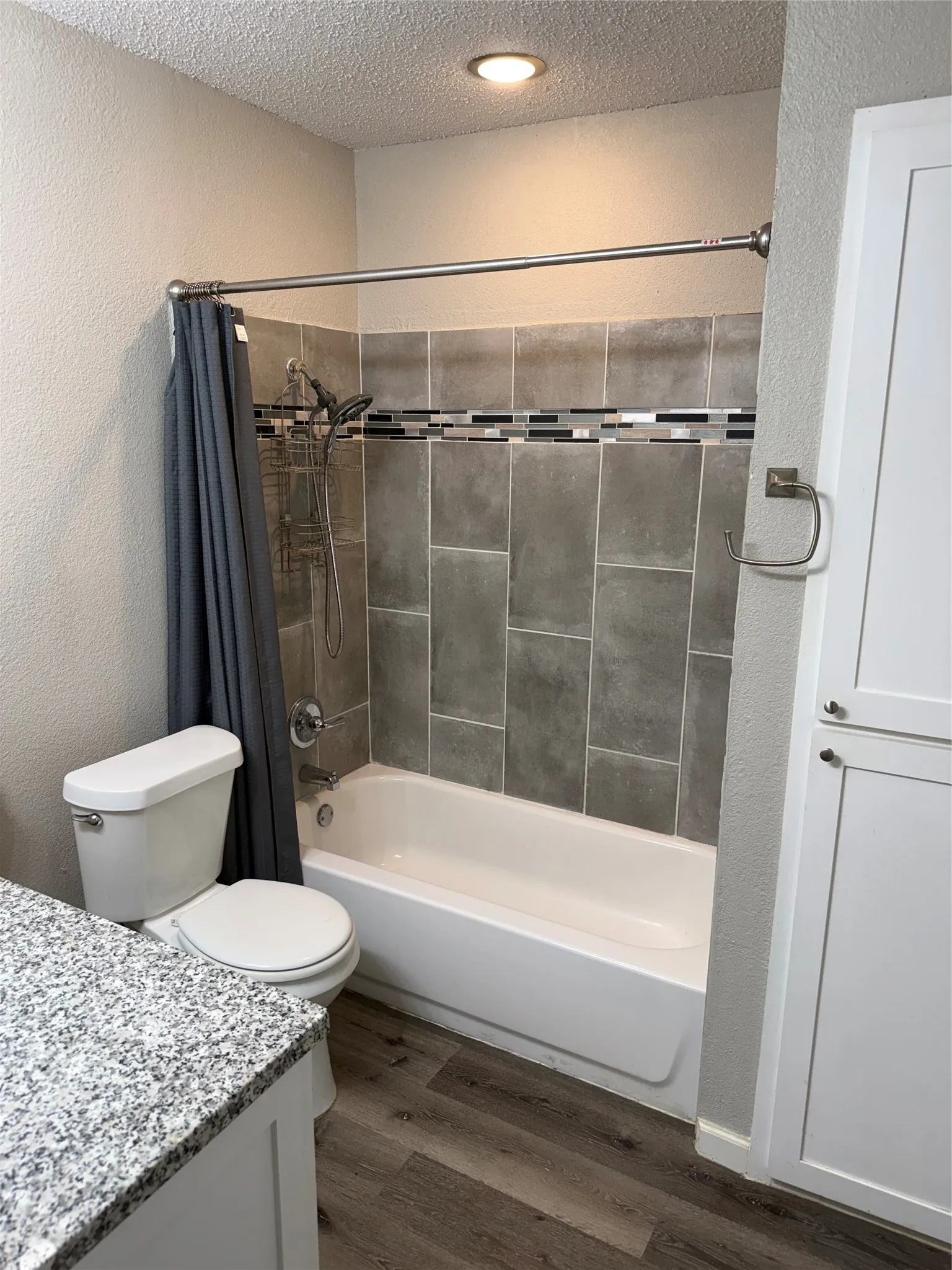 Single Family Residence For Sale in Tarrant County , 4608 Elm Tree Court, Arlington, Texas 76017, 3 Bedroom, 2 Bathroom, 2 Garage spaces, 1,550 Sqft, built in 1982, mls#21341458, Real Estate Agent in Arlington, Homes For Sale in Tarrant county, Homes For Sale in Arlington, Realtor in Arlington Texas, Real Estate Brokerage Independent Realty Texas, Luminita Cordes Realtor