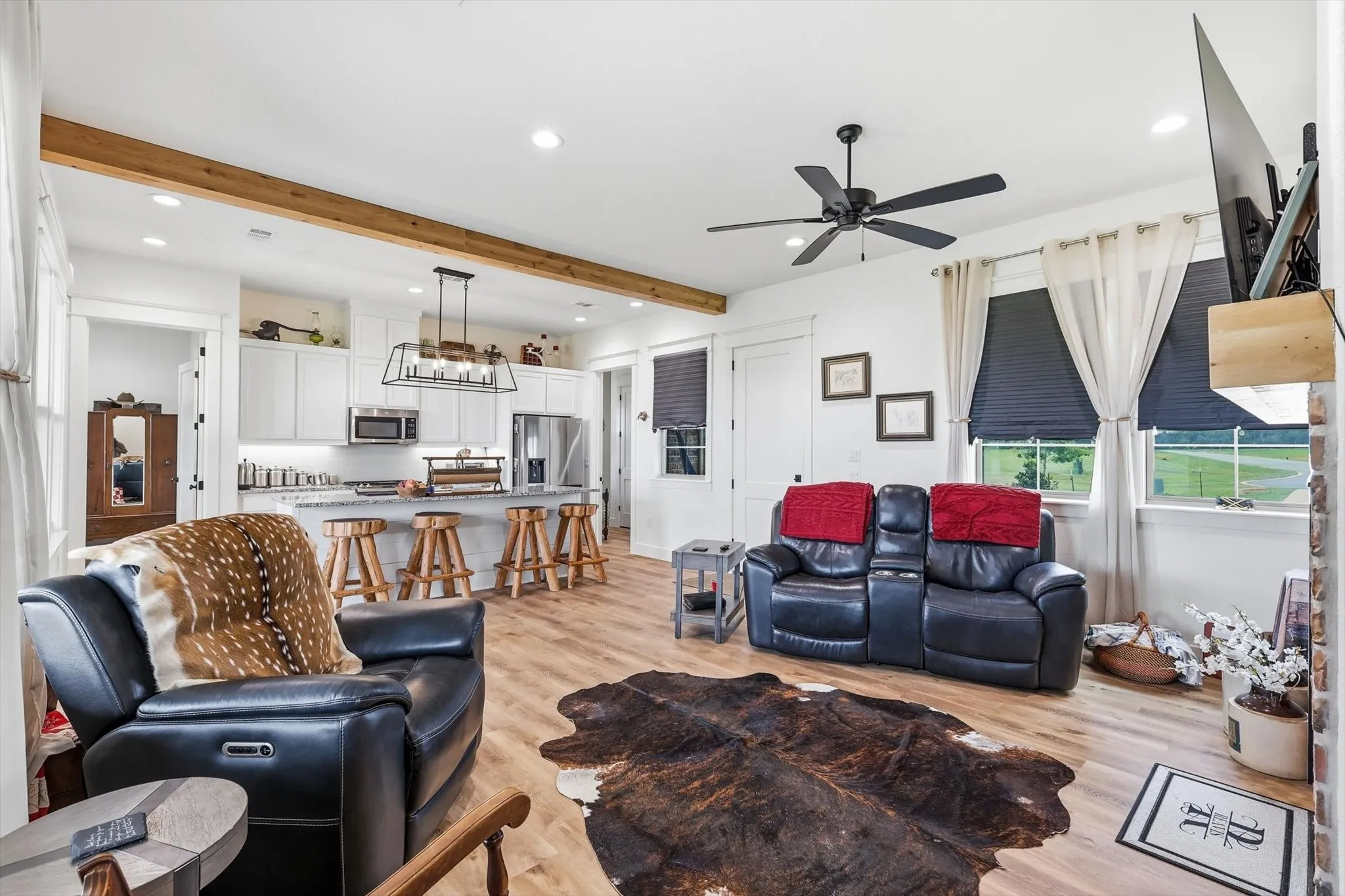 Single Family Residence For Sale in Grayson County , 460 Valhalla Court, Gordonville, Texas 76245, 2 Bedroom, 2 Bathroom, 2 Garage spaces, 1,282 Sqft, built in 2023, mls#21342893, Real Estate Agent in Gordonville, Homes For Sale in Grayson county, Homes For Sale in Gordonville, Realtor in Gordonville Texas, Real Estate Brokerage Independent Realty Texas, Luminita Cordes Realtor