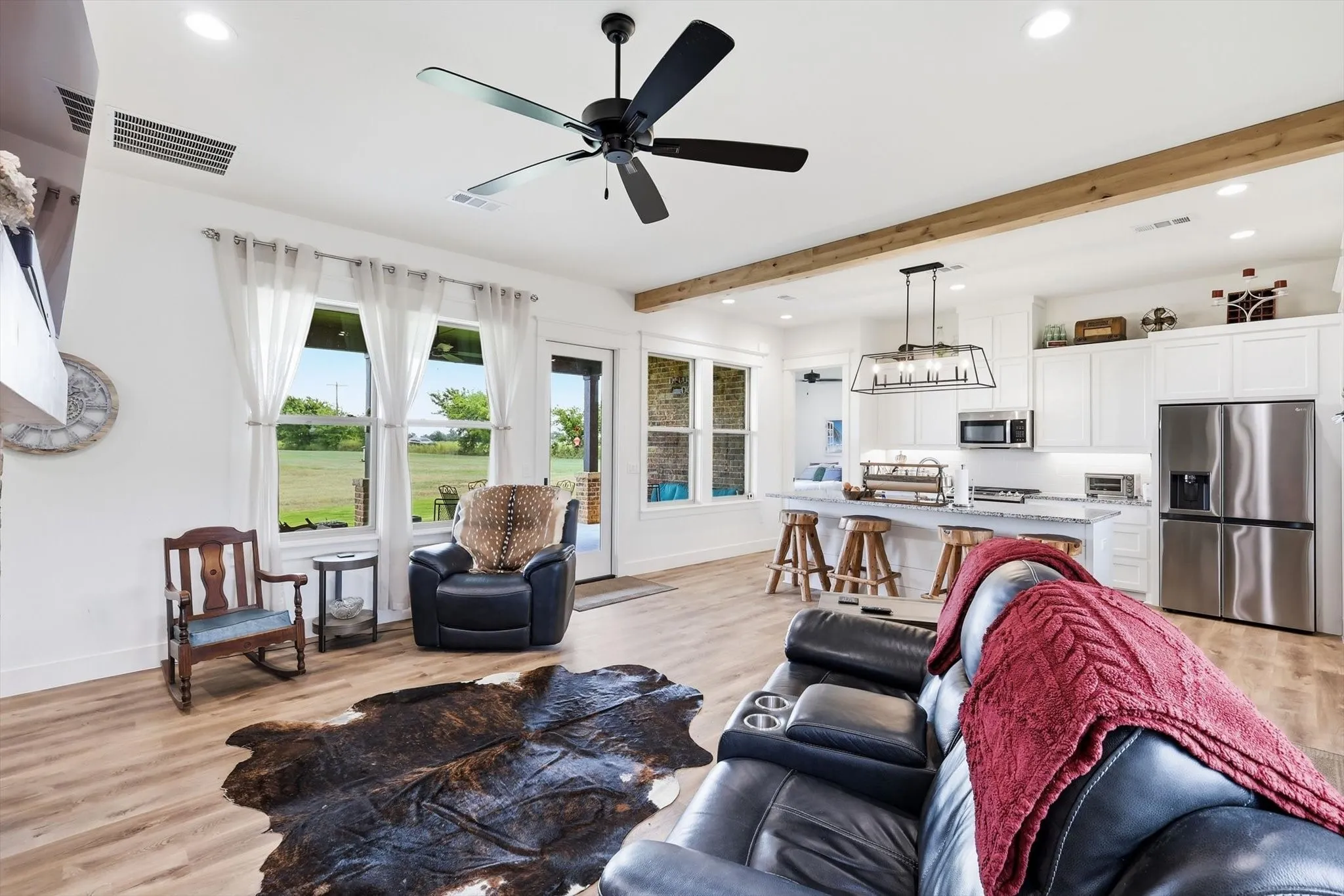 Single Family Residence For Sale in Grayson County , 460 Valhalla Court, Gordonville, Texas 76245, 2 Bedroom, 2 Bathroom, 2 Garage spaces, 1,282 Sqft, built in 2023, mls#21342893, Real Estate Agent in Gordonville, Homes For Sale in Grayson county, Homes For Sale in Gordonville, Realtor in Gordonville Texas, Real Estate Brokerage Independent Realty Texas, Luminita Cordes Realtor