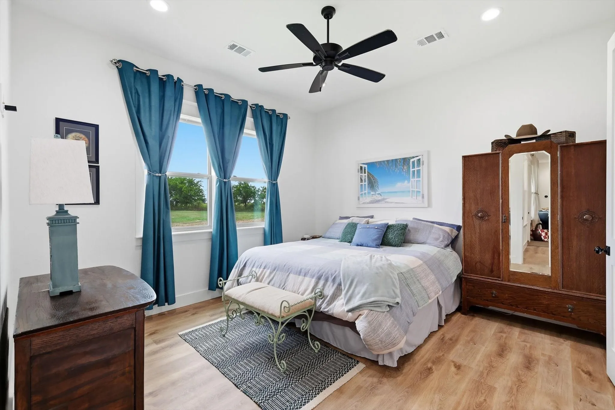 Single Family Residence For Sale in Grayson County , 460 Valhalla Court, Gordonville, Texas 76245, 2 Bedroom, 2 Bathroom, 2 Garage spaces, 1,282 Sqft, built in 2023, mls#21342893, Real Estate Agent in Gordonville, Homes For Sale in Grayson county, Homes For Sale in Gordonville, Realtor in Gordonville Texas, Real Estate Brokerage Independent Realty Texas, Luminita Cordes Realtor