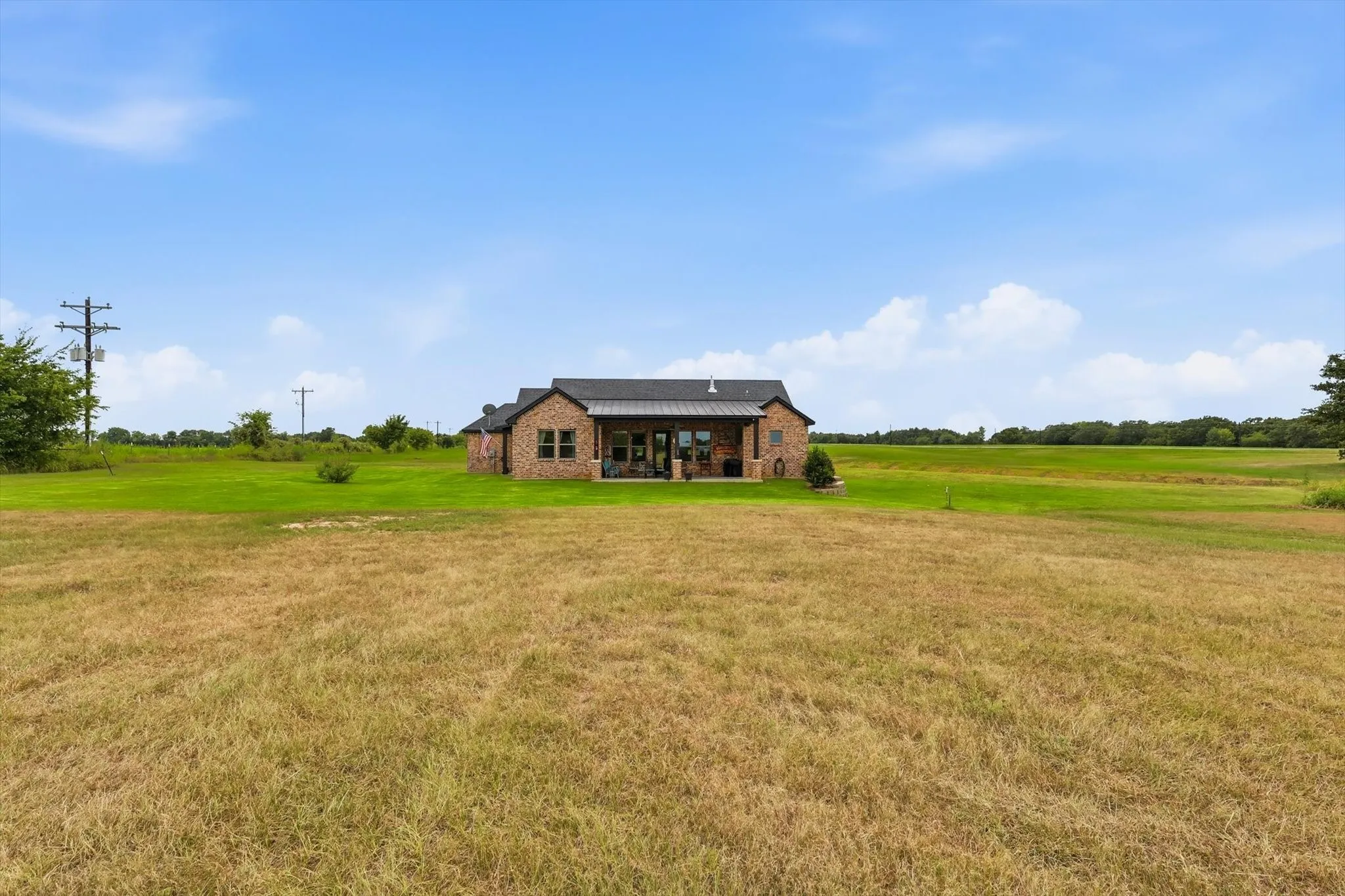 Single Family Residence For Sale in Grayson County , 460 Valhalla Court, Gordonville, Texas 76245, 2 Bedroom, 2 Bathroom, 2 Garage spaces, 1,282 Sqft, built in 2023, mls#21342893, Real Estate Agent in Gordonville, Homes For Sale in Grayson county, Homes For Sale in Gordonville, Realtor in Gordonville Texas, Real Estate Brokerage Independent Realty Texas, Luminita Cordes Realtor