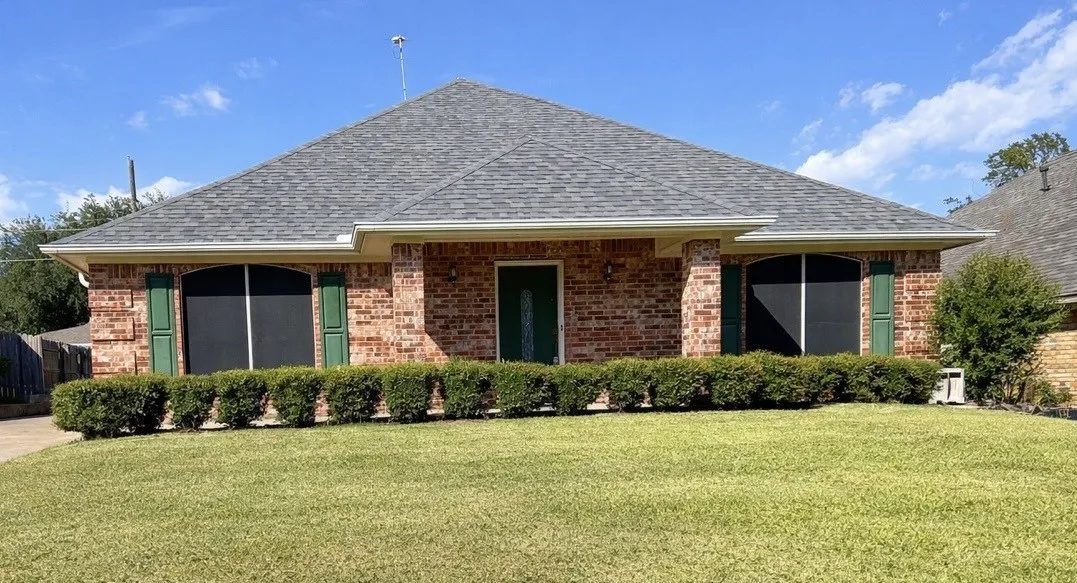 Single Family Residence For Rent in Grayson County , 1825 Glenway Drive, Sherman, Texas 75092, 3 Bedroom, 3 Bathroom, 2 Garage spaces, 1,554 Sqft, built in 2006, mls#21343062, Real Estate Agent in Sherman, Homes For Rent in Grayson county, Homes For Rent in Sherman, Realtor in Sherman Texas, Real Estate Brokerage Independent Realty Texas, Luminita Cordes Realtor