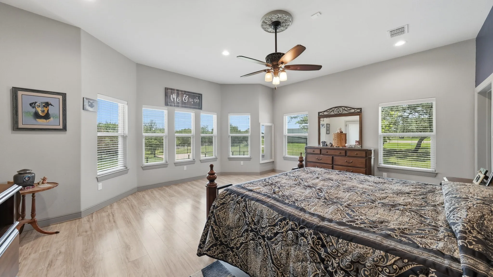 Single Family Residence For Sale in Somervell County , 1522 County Road 2026, Glen Rose, Texas 76043, 3 Bedroom, 2 Bathroom, 2 Garage spaces, 2,622 Sqft, built in 2017, mls#21342539, Real Estate Agent in Glen Rose, Homes For Sale in Somervell county, Homes For Sale in Glen Rose, Realtor in Glen Rose Texas, Real Estate Brokerage Independent Realty Texas, Luminita Cordes Realtor