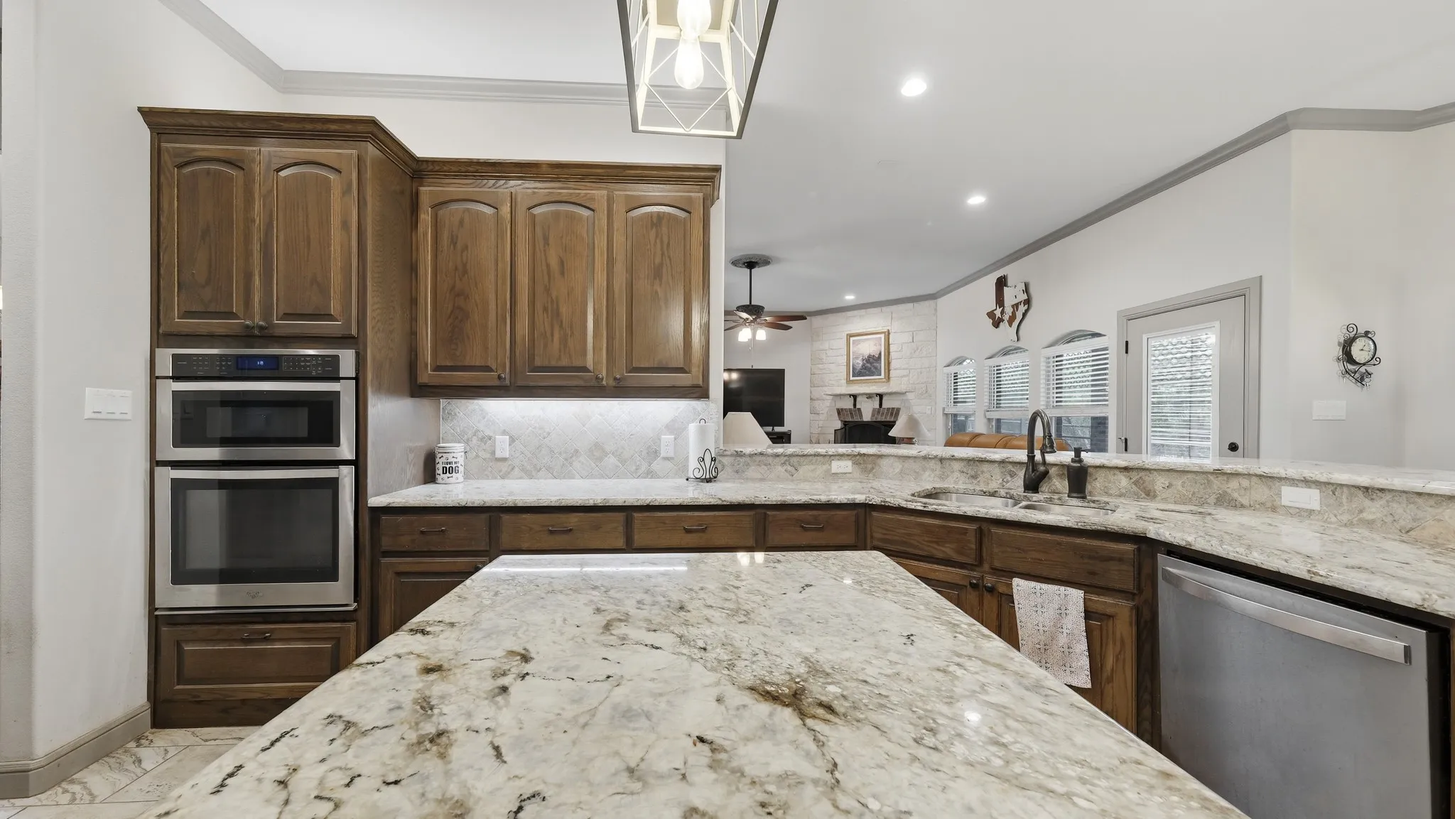 Single Family Residence For Sale in Somervell County , 1522 County Road 2026, Glen Rose, Texas 76043, 3 Bedroom, 2 Bathroom, 2 Garage spaces, 2,622 Sqft, built in 2017, mls#21342539, Real Estate Agent in Glen Rose, Homes For Sale in Somervell county, Homes For Sale in Glen Rose, Realtor in Glen Rose Texas, Real Estate Brokerage Independent Realty Texas, Luminita Cordes Realtor