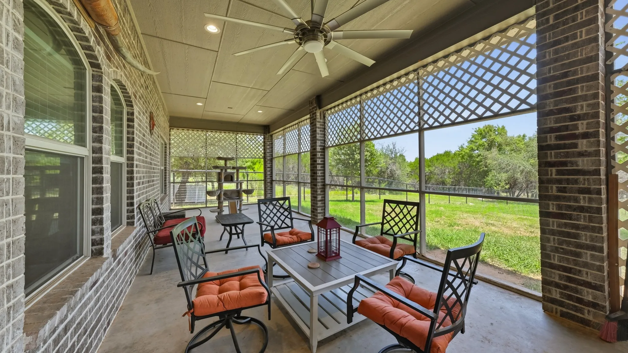 Single Family Residence For Sale in Somervell County , 1522 County Road 2026, Glen Rose, Texas 76043, 3 Bedroom, 2 Bathroom, 2 Garage spaces, 2,622 Sqft, built in 2017, mls#21342539, Real Estate Agent in Glen Rose, Homes For Sale in Somervell county, Homes For Sale in Glen Rose, Realtor in Glen Rose Texas, Real Estate Brokerage Independent Realty Texas, Luminita Cordes Realtor