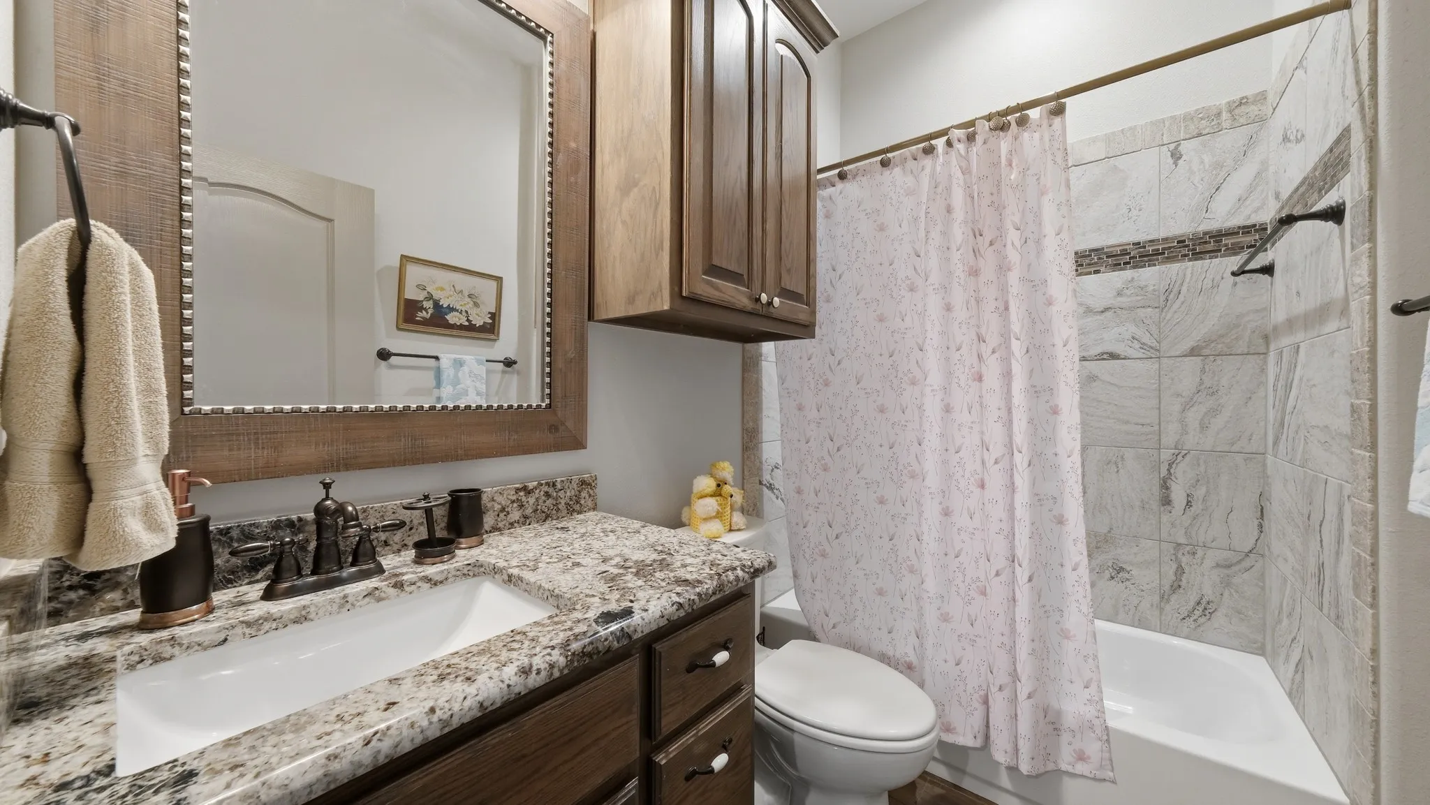 Single Family Residence For Sale in Somervell County , 1522 County Road 2026, Glen Rose, Texas 76043, 3 Bedroom, 2 Bathroom, 2 Garage spaces, 2,622 Sqft, built in 2017, mls#21342539, Real Estate Agent in Glen Rose, Homes For Sale in Somervell county, Homes For Sale in Glen Rose, Realtor in Glen Rose Texas, Real Estate Brokerage Independent Realty Texas, Luminita Cordes Realtor