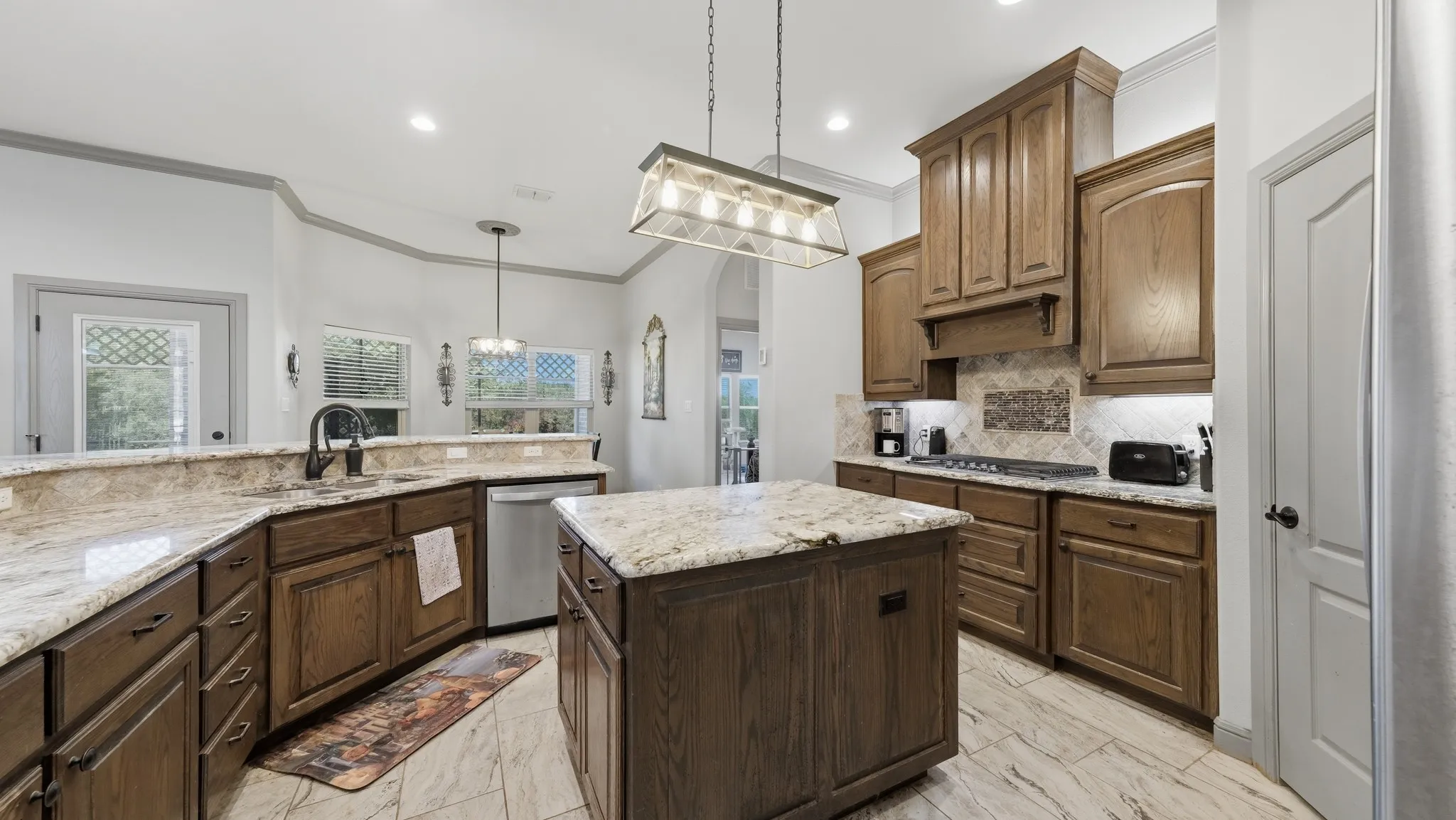 Single Family Residence For Sale in Somervell County , 1522 County Road 2026, Glen Rose, Texas 76043, 3 Bedroom, 2 Bathroom, 2 Garage spaces, 2,622 Sqft, built in 2017, mls#21342539, Real Estate Agent in Glen Rose, Homes For Sale in Somervell county, Homes For Sale in Glen Rose, Realtor in Glen Rose Texas, Real Estate Brokerage Independent Realty Texas, Luminita Cordes Realtor