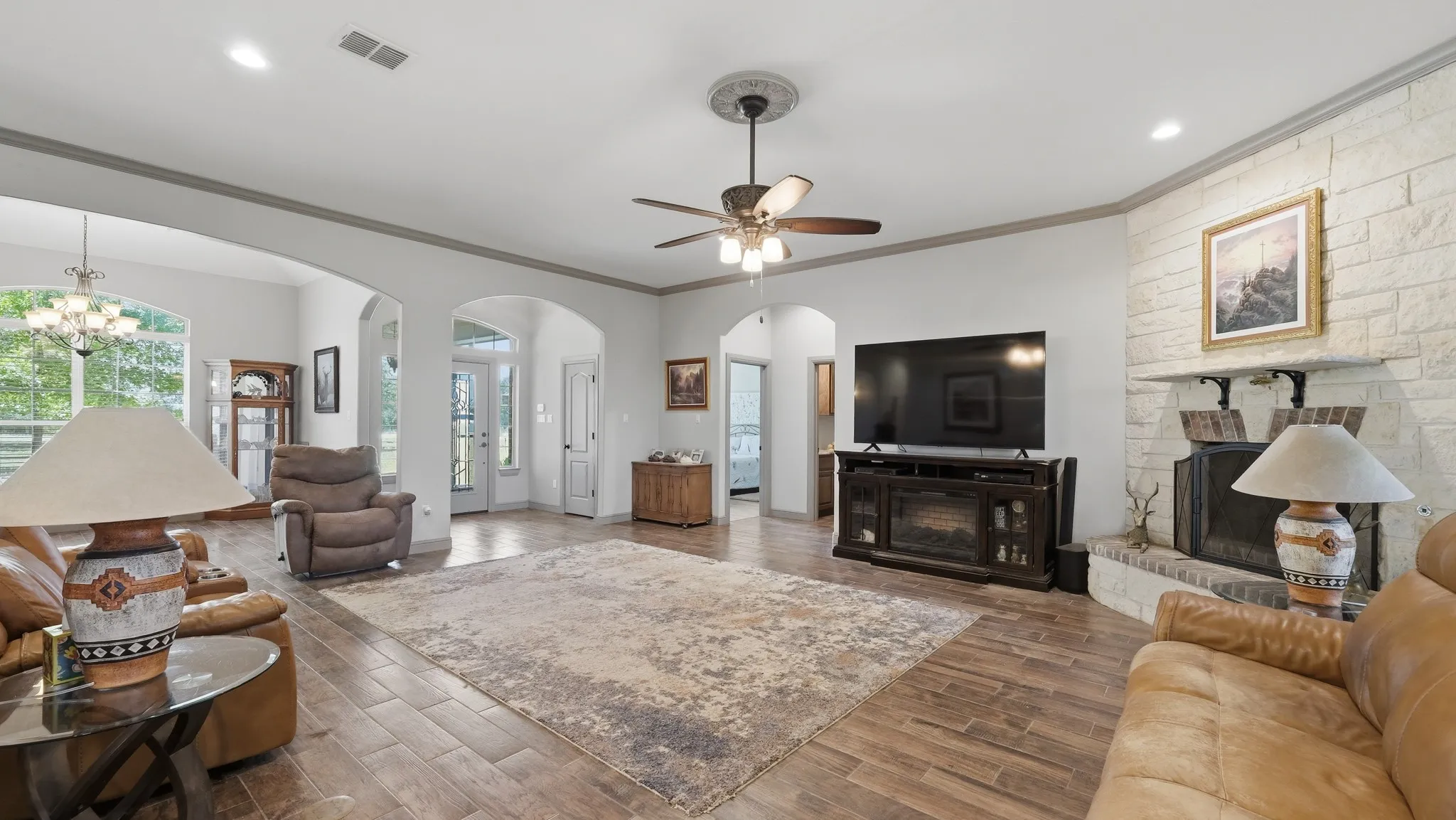 Single Family Residence For Sale in Somervell County , 1522 County Road 2026, Glen Rose, Texas 76043, 3 Bedroom, 2 Bathroom, 2 Garage spaces, 2,622 Sqft, built in 2017, mls#21342539, Real Estate Agent in Glen Rose, Homes For Sale in Somervell county, Homes For Sale in Glen Rose, Realtor in Glen Rose Texas, Real Estate Brokerage Independent Realty Texas, Luminita Cordes Realtor