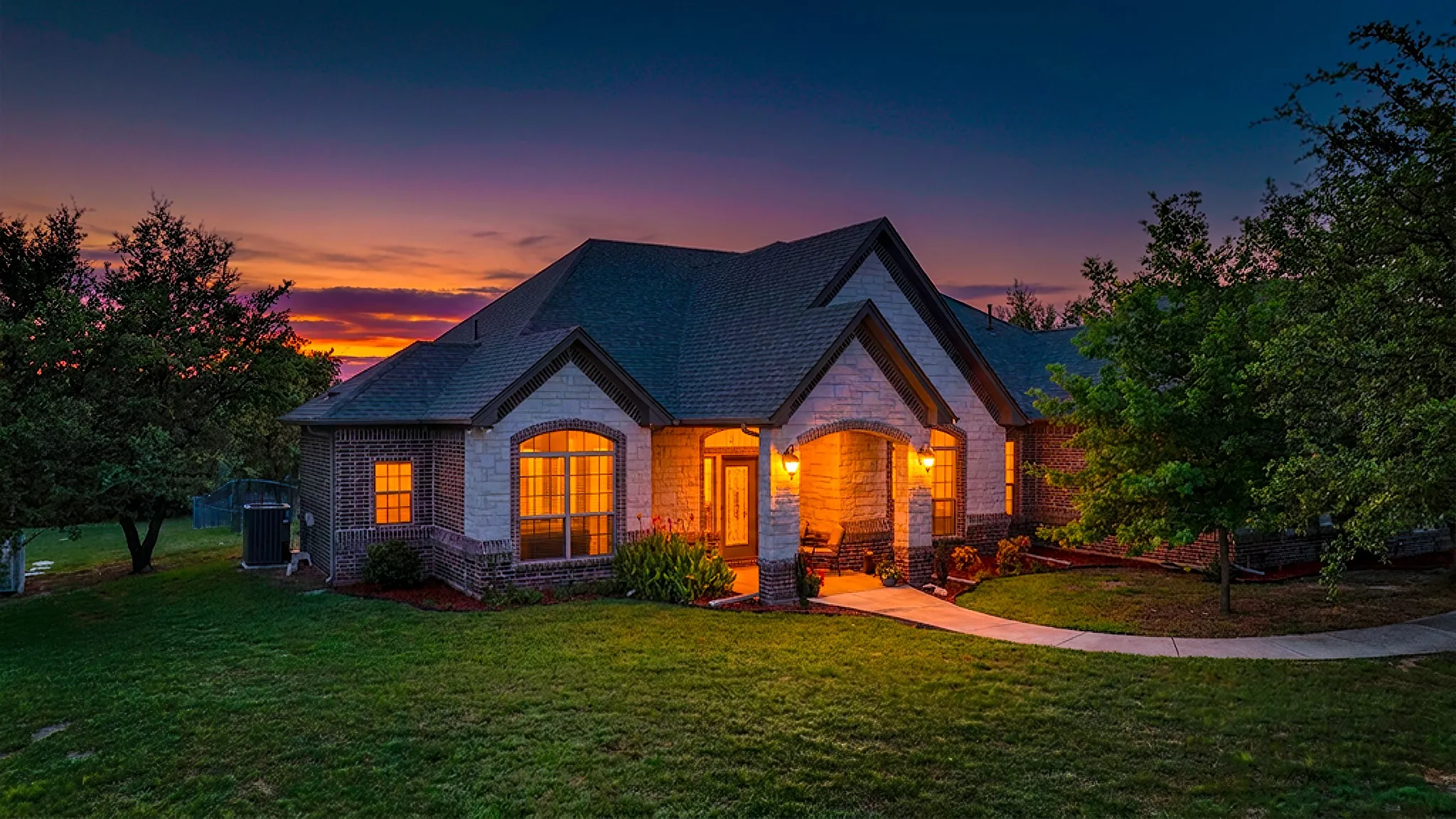 Single Family Residence For Sale in Somervell County , 1522 County Road 2026, Glen Rose, Texas 76043, 3 Bedroom, 2 Bathroom, 2 Garage spaces, 2,622 Sqft, built in 2017, mls#21342539, Real Estate Agent in Glen Rose, Homes For Sale in Somervell county, Homes For Sale in Glen Rose, Realtor in Glen Rose Texas, Real Estate Brokerage Independent Realty Texas, Luminita Cordes Realtor