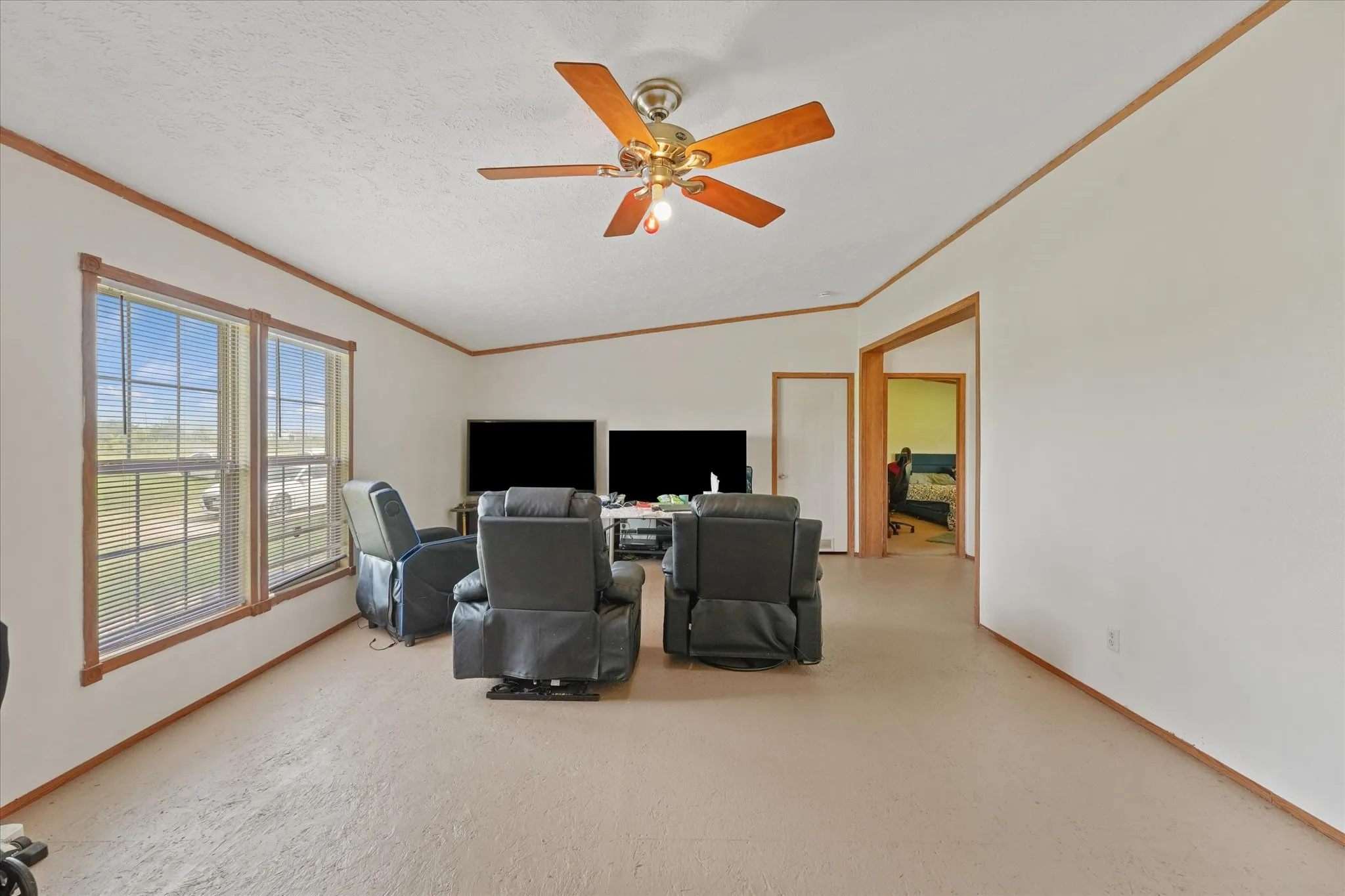 Second living room