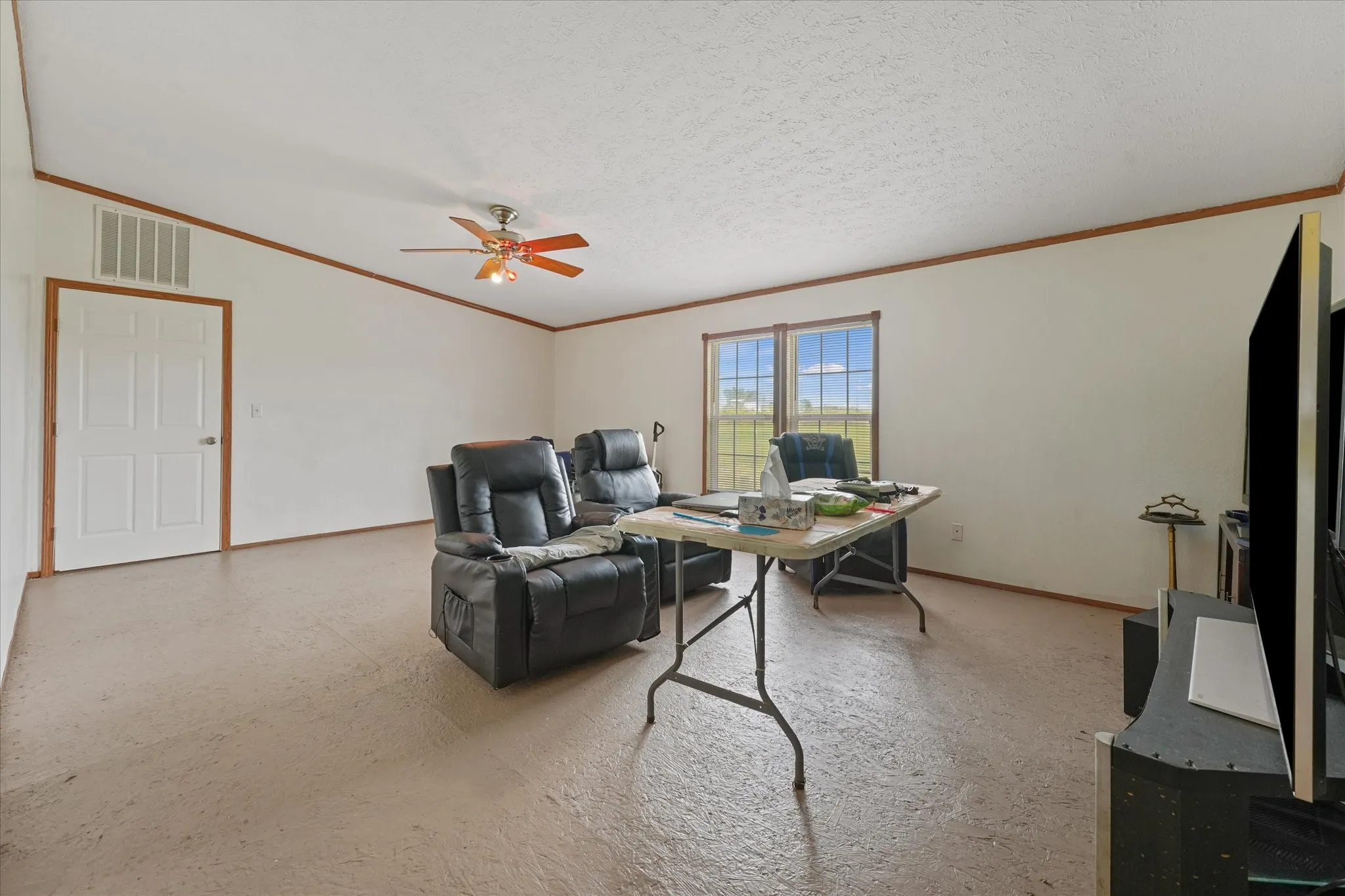 Second living room