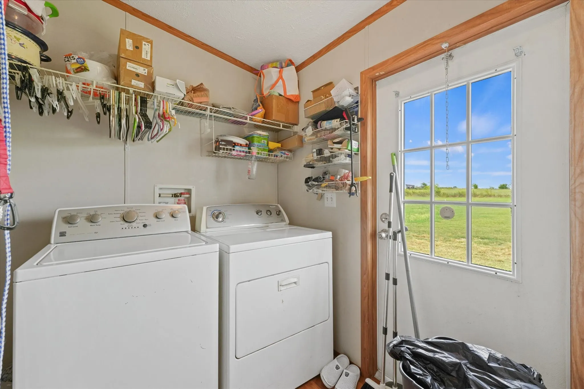 Mobile Home For Sale in Johnson County , 1109 County Road 607, Alvarado, Texas 76009, 4 Bedroom, 2 Bathroom, 2 Garage spaces, 2,432 Sqft, built in 2009, mls#21339834, Real Estate Agent in Alvarado, Homes For Sale in Johnson county, Homes For Sale in Alvarado, Realtor in Alvarado Texas, Real Estate Brokerage Independent Realty Texas, Luminita Cordes Realtor