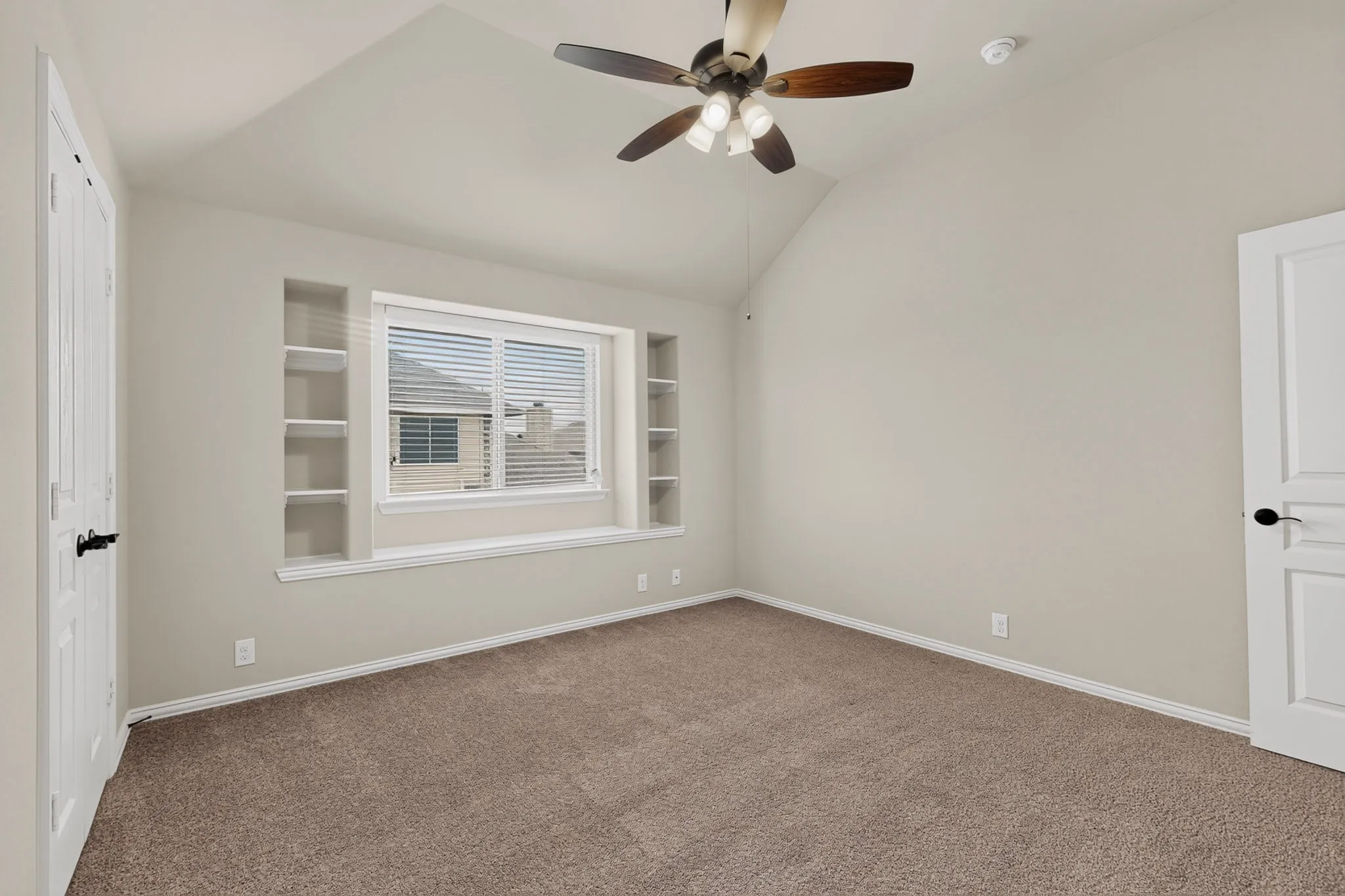 Single Family Residence For Sale in Dallas County , 6148 Hagan Hill Parkway, Mesquite, Texas 75181, 5 Bedroom, 3 Bathroom, 2 Garage spaces, 3,406 Sqft, built in 2018, mls#21342510, Real Estate Agent in Mesquite, Homes For Sale in Dallas county, Homes For Sale in Mesquite, Realtor in Mesquite Texas, Real Estate Brokerage Independent Realty Texas, Luminita Cordes Realtor