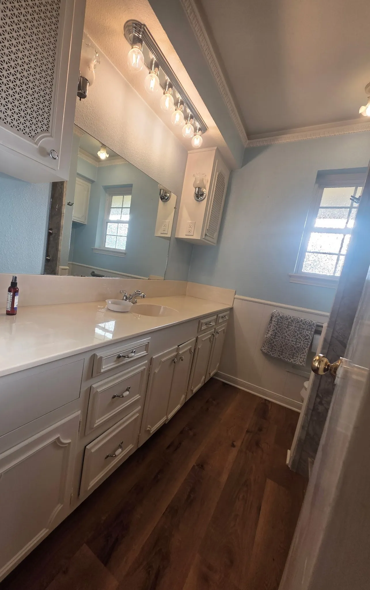 guest bath vanity