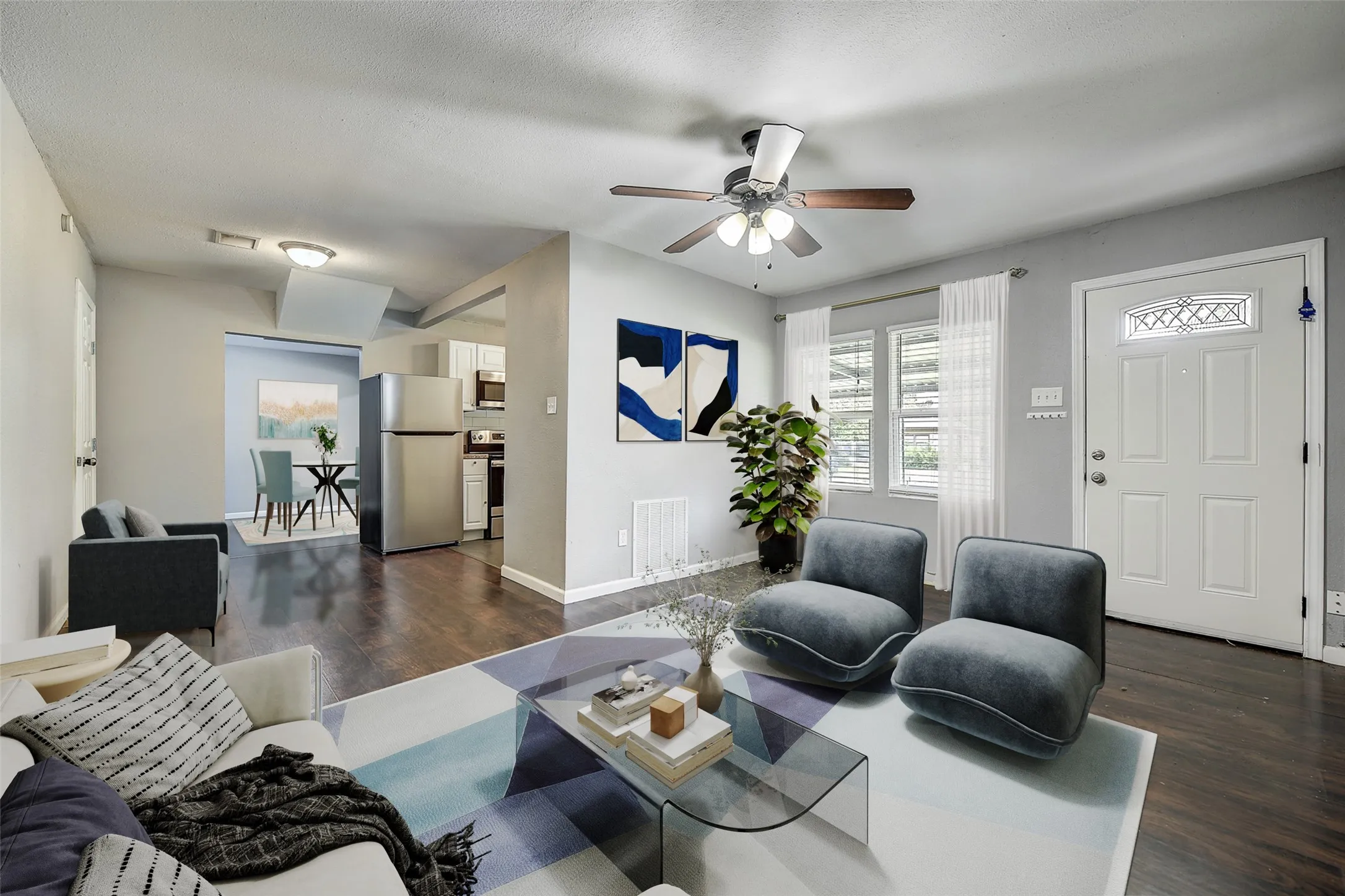 Single Family Residence For Rent in Tarrant County , 802 E Dallas Street, Mansfield, Texas 76063, 3 Bedroom, 1 Bathroom, Garage spaces, 1,322 Sqft, built in 1955, mls#21343075, Real Estate Agent in Mansfield, Homes For Rent in Tarrant county, Homes For Rent in Mansfield, Realtor in Mansfield Texas, Real Estate Brokerage Independent Realty Texas, Luminita Cordes Realtor