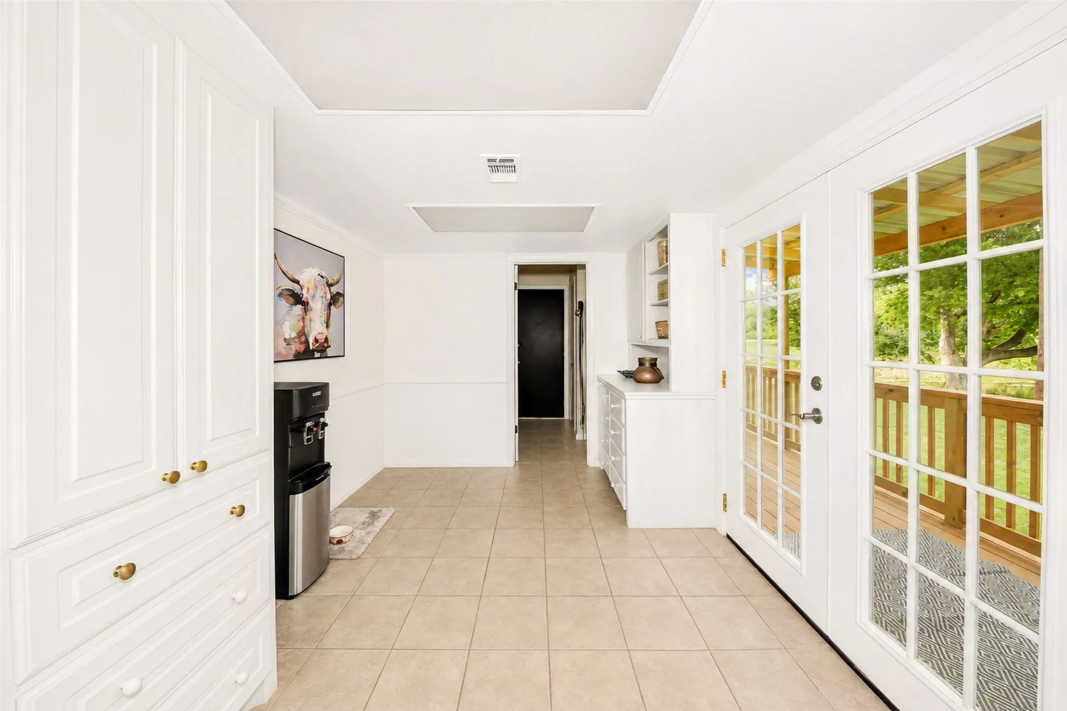 Eat in Kitchen Area