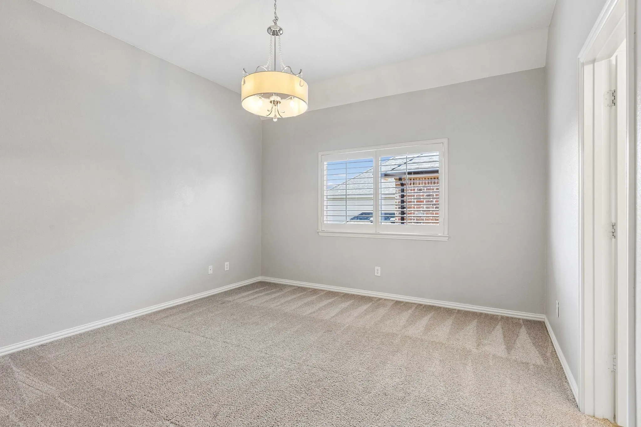 Single Family Residence For Sale in Denton County , 11340 Classic Lane, Frisco, Texas 75033, 5 Bedroom, 4 Bathroom, 3 Garage spaces, 4,229 Sqft, built in 2006, mls#21340812, Real Estate Agent in Frisco, Homes For Sale in Denton county, Homes For Sale in Frisco, Realtor in Frisco Texas, Real Estate Brokerage Independent Realty Texas, Luminita Cordes Realtor