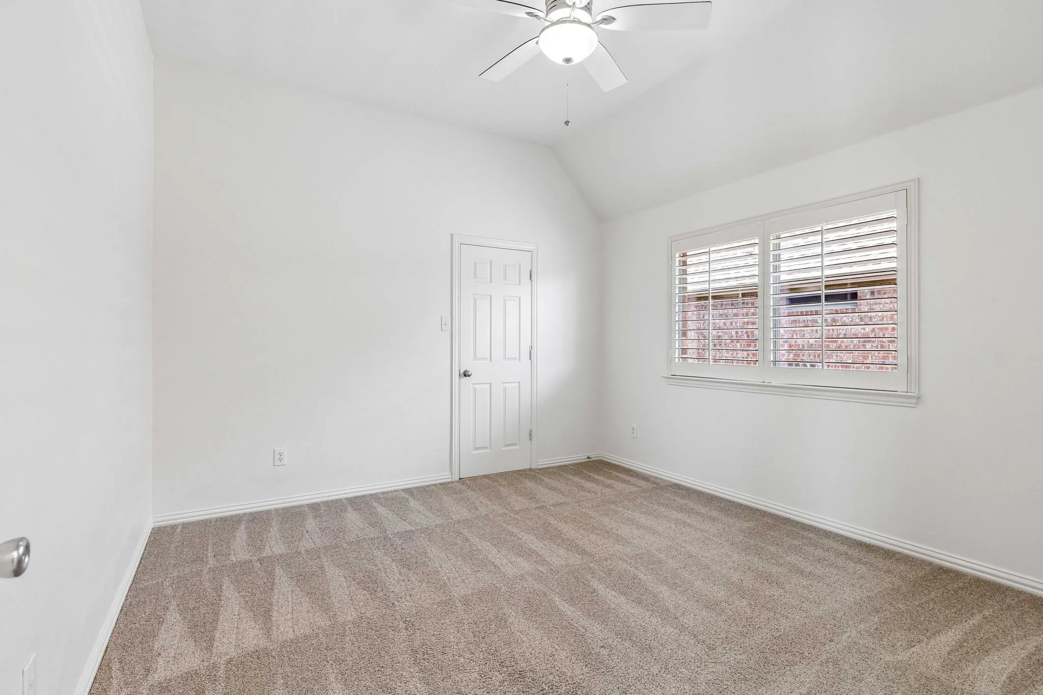Single Family Residence For Sale in Denton County , 11340 Classic Lane, Frisco, Texas 75033, 5 Bedroom, 4 Bathroom, 3 Garage spaces, 4,229 Sqft, built in 2006, mls#21340812, Real Estate Agent in Frisco, Homes For Sale in Denton county, Homes For Sale in Frisco, Realtor in Frisco Texas, Real Estate Brokerage Independent Realty Texas, Luminita Cordes Realtor
