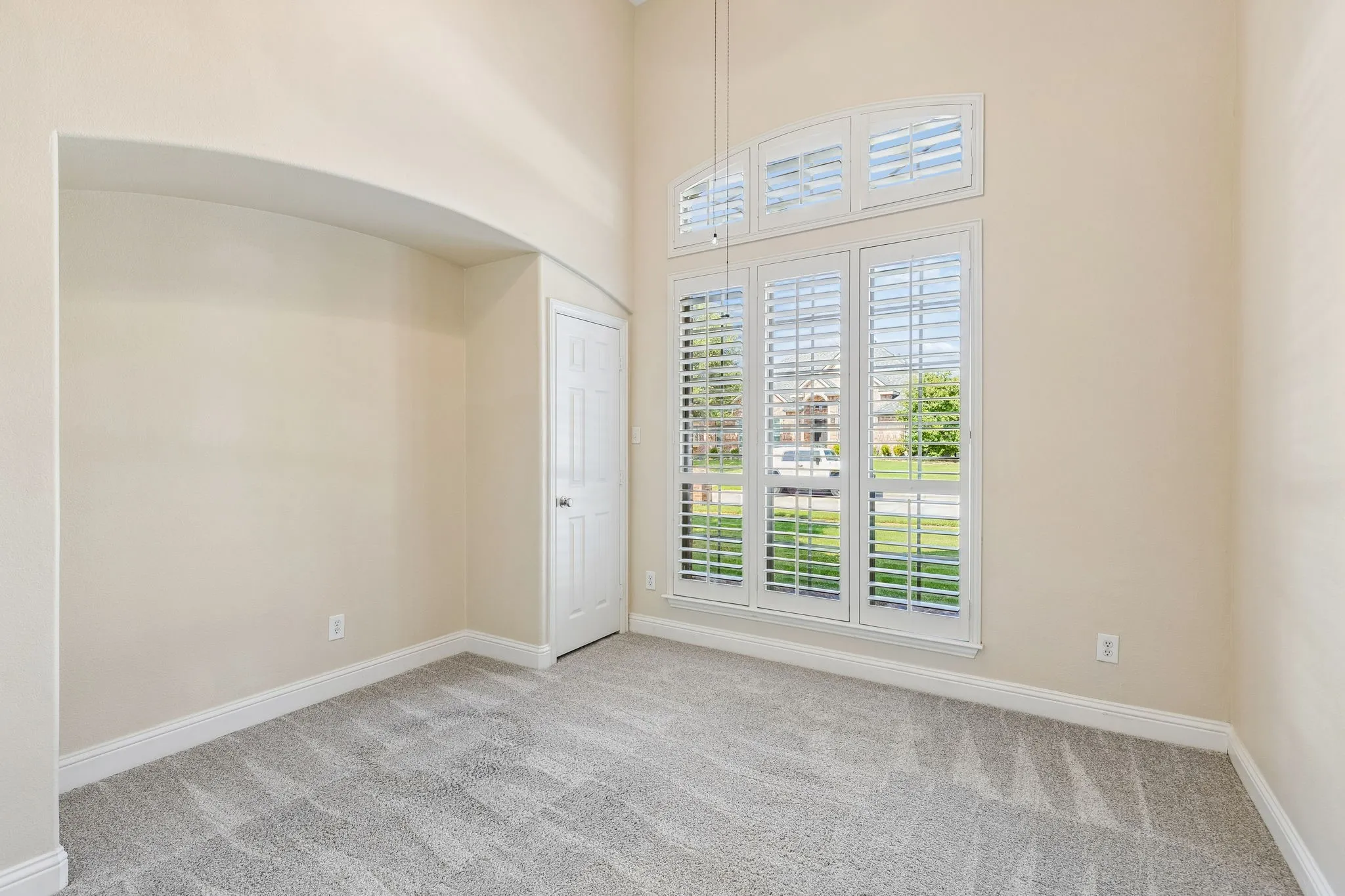 Single Family Residence For Sale in Denton County , 11340 Classic Lane, Frisco, Texas 75033, 5 Bedroom, 4 Bathroom, 3 Garage spaces, 4,229 Sqft, built in 2006, mls#21340812, Real Estate Agent in Frisco, Homes For Sale in Denton county, Homes For Sale in Frisco, Realtor in Frisco Texas, Real Estate Brokerage Independent Realty Texas, Luminita Cordes Realtor