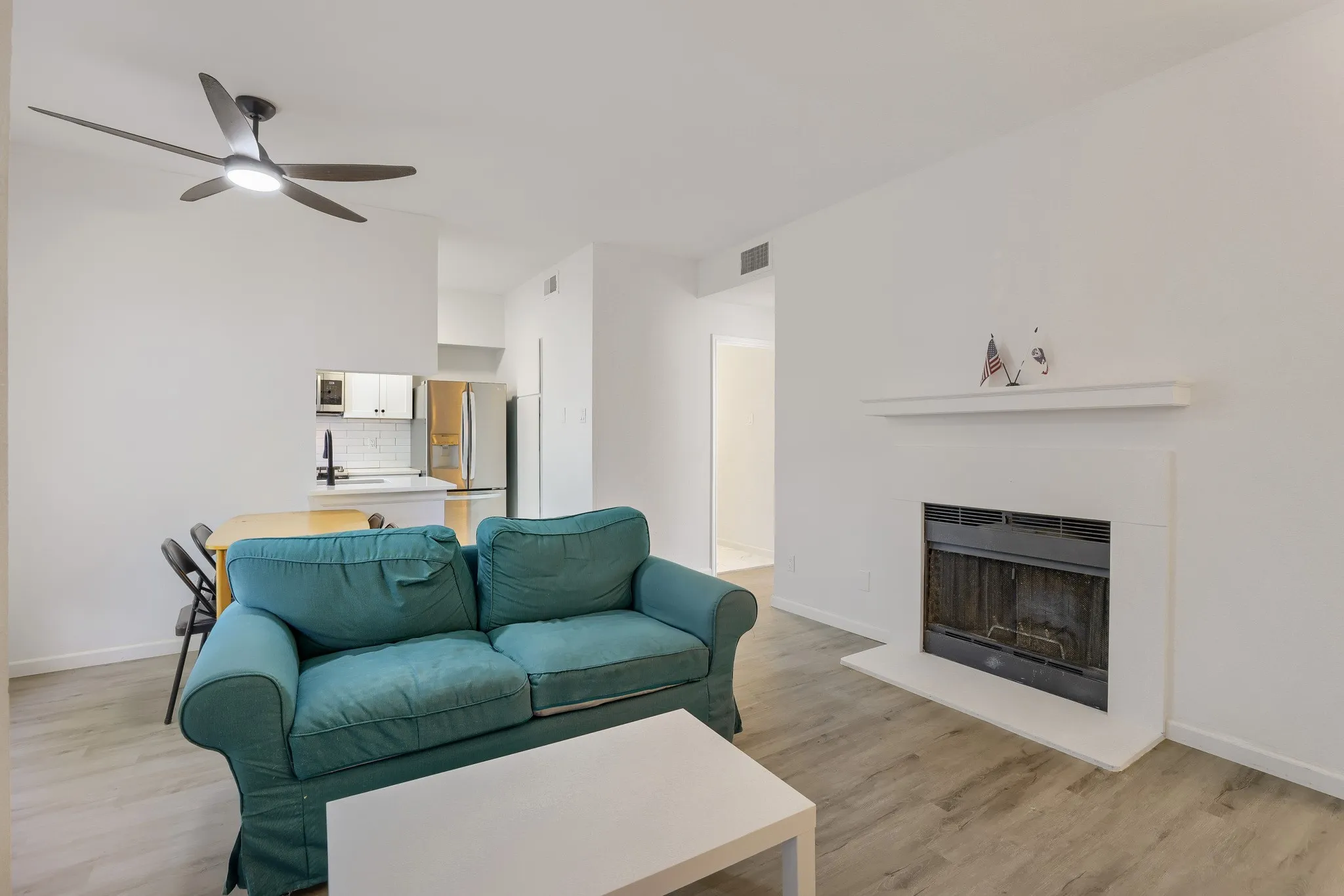 Condominium For Sale in Collin County , 1700 Amelia Court 314, Plano, Texas 75075, 2 Bedroom, 2 Bathroom, Garage spaces, 809 Sqft, built in 1984, mls#21338166, Real Estate Agent in Plano, Homes For Sale in Collin county, Homes For Sale in Plano, Realtor in Plano Texas, Real Estate Brokerage Independent Realty Texas, Luminita Cordes Realtor