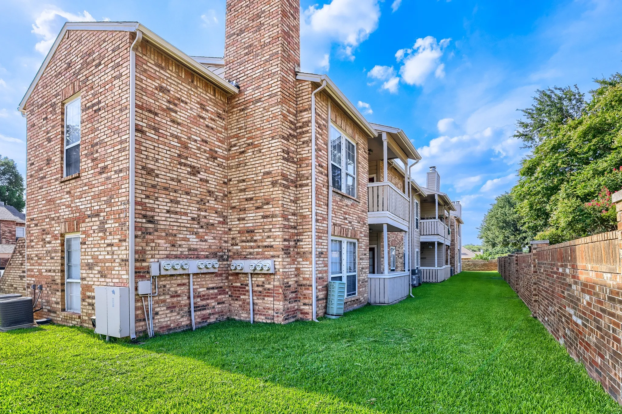 Condominium For Sale in Collin County , 1700 Amelia Court 314, Plano, Texas 75075, 2 Bedroom, 2 Bathroom, Garage spaces, 809 Sqft, built in 1984, mls#21338166, Real Estate Agent in Plano, Homes For Sale in Collin county, Homes For Sale in Plano, Realtor in Plano Texas, Real Estate Brokerage Independent Realty Texas, Luminita Cordes Realtor