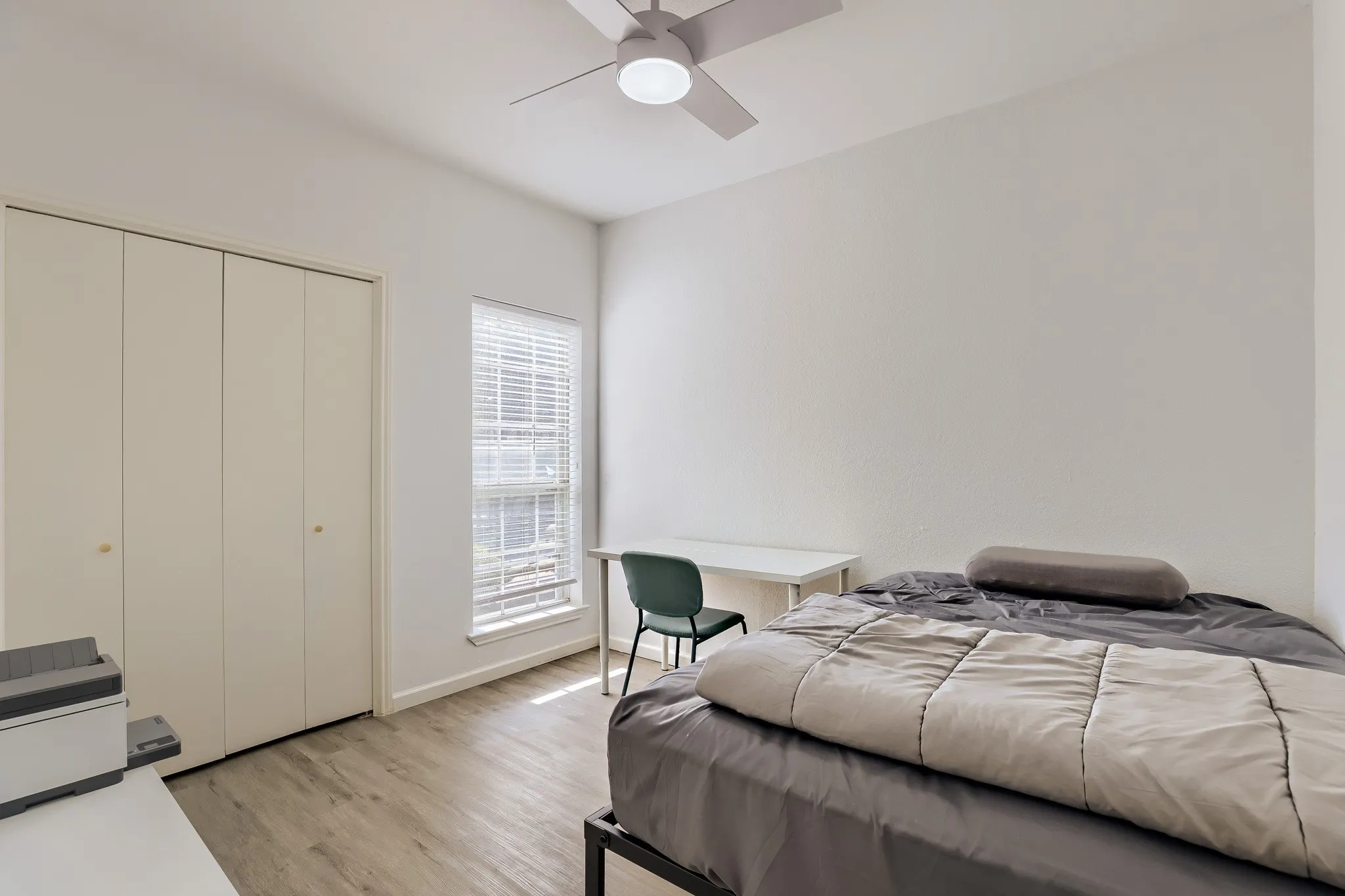 Second bedroom