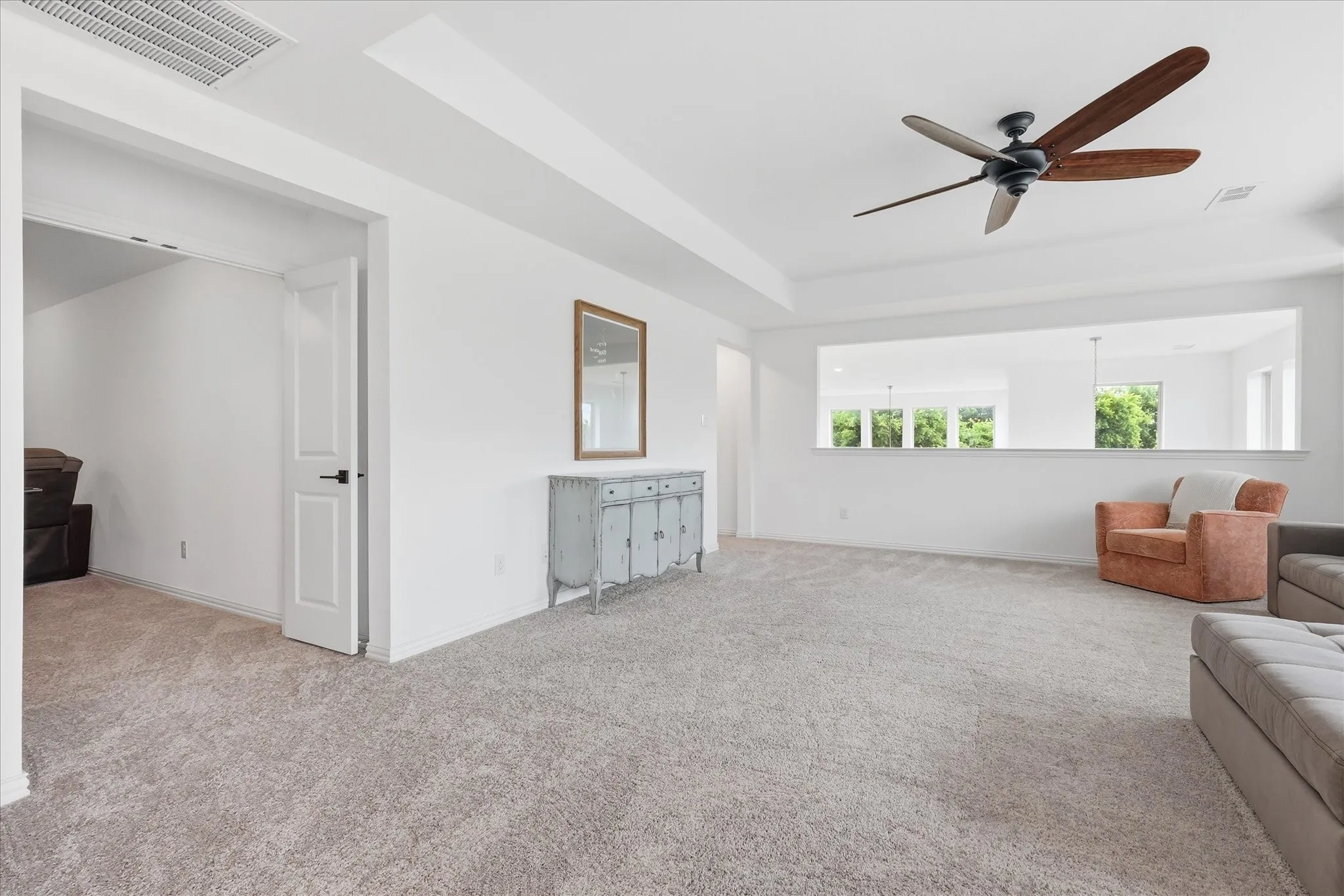 Single Family Residence For Sale in Denton County , 628 Florence Trail, Little Elm, Texas 76227, 4 Bedroom, 4 Bathroom, 2 Garage spaces, 3,499 Sqft, built in 2023, mls#21340132, Real Estate Agent in Little Elm, Homes For Sale in Denton county, Homes For Sale in Little Elm, Realtor in Little Elm Texas, Real Estate Brokerage Independent Realty Texas, Luminita Cordes Realtor