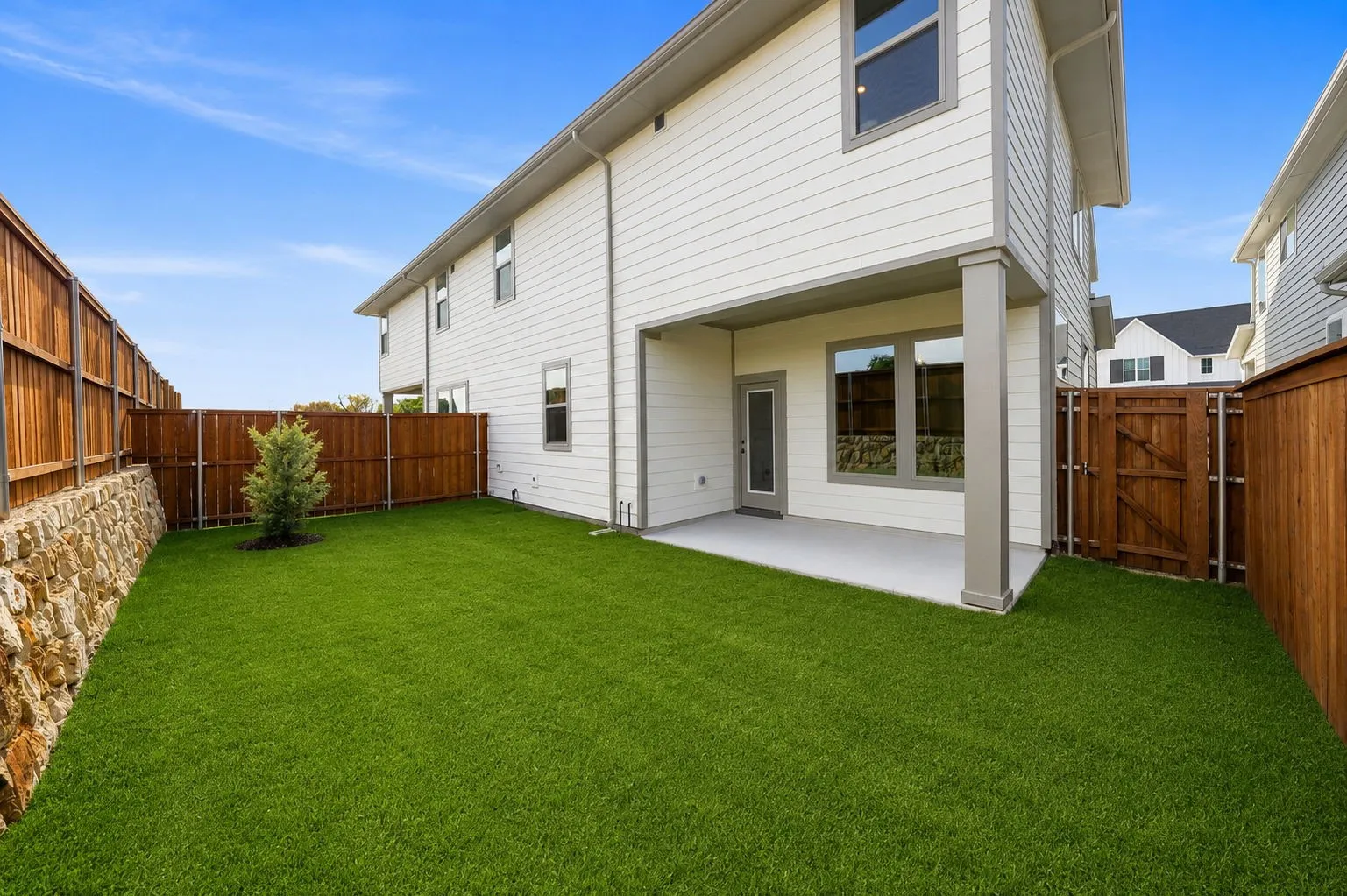 Townhouse For Rent in Collin County , 332 Chestnut Street, Celina, Texas 75009, 3 Bedroom, 3 Bathroom, 2 Garage spaces, 2,294 Sqft, built in 2026, mls#21339889, Real Estate Agent in Celina, Homes For Rent in Collin county, Homes For Rent in Celina, Realtor in Celina Texas, Real Estate Brokerage Independent Realty Texas, Luminita Cordes Realtor