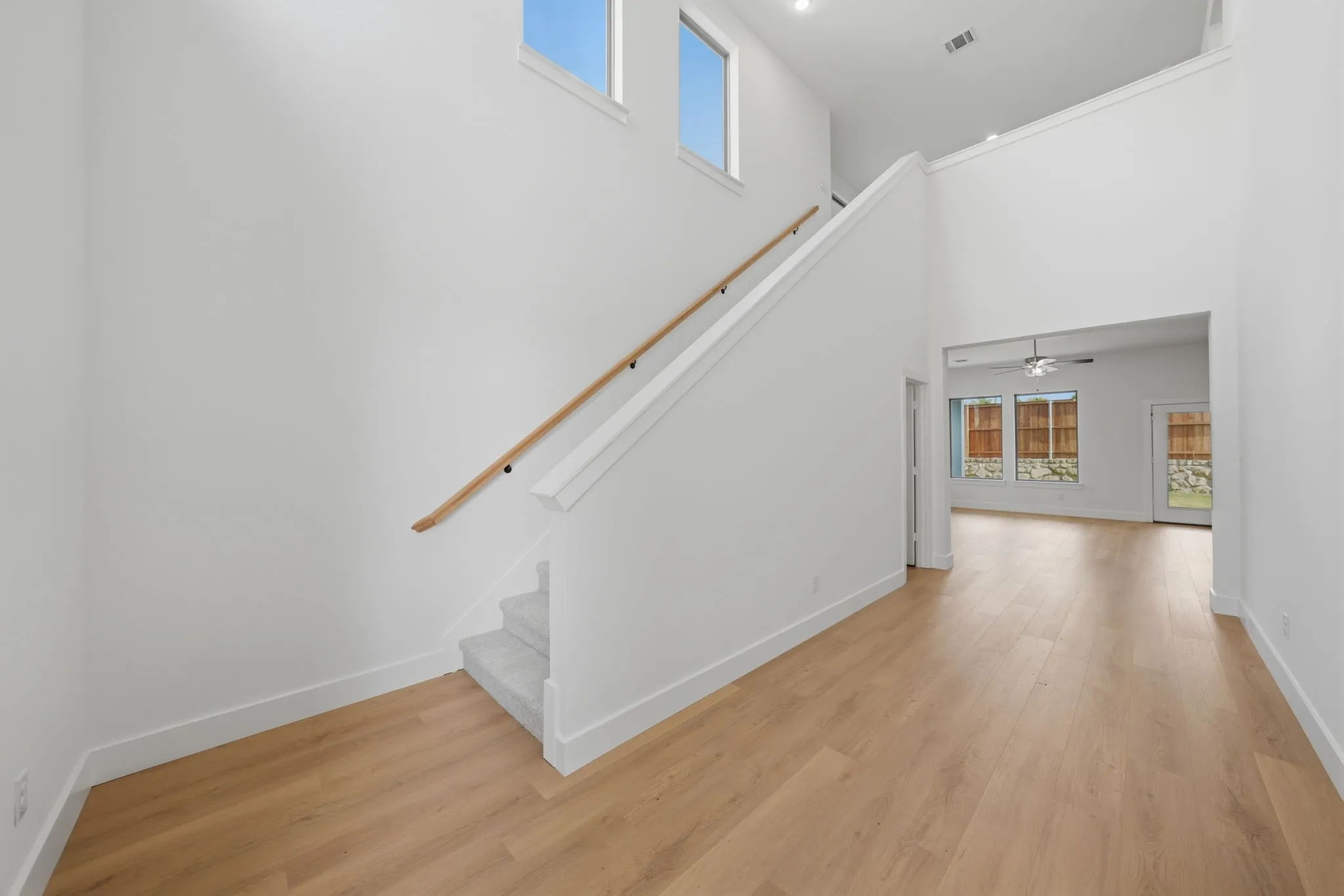 Townhouse For Rent in Collin County , 332 Chestnut Street, Celina, Texas 75009, 3 Bedroom, 3 Bathroom, 2 Garage spaces, 2,294 Sqft, built in 2026, mls#21339889, Real Estate Agent in Celina, Homes For Rent in Collin county, Homes For Rent in Celina, Realtor in Celina Texas, Real Estate Brokerage Independent Realty Texas, Luminita Cordes Realtor