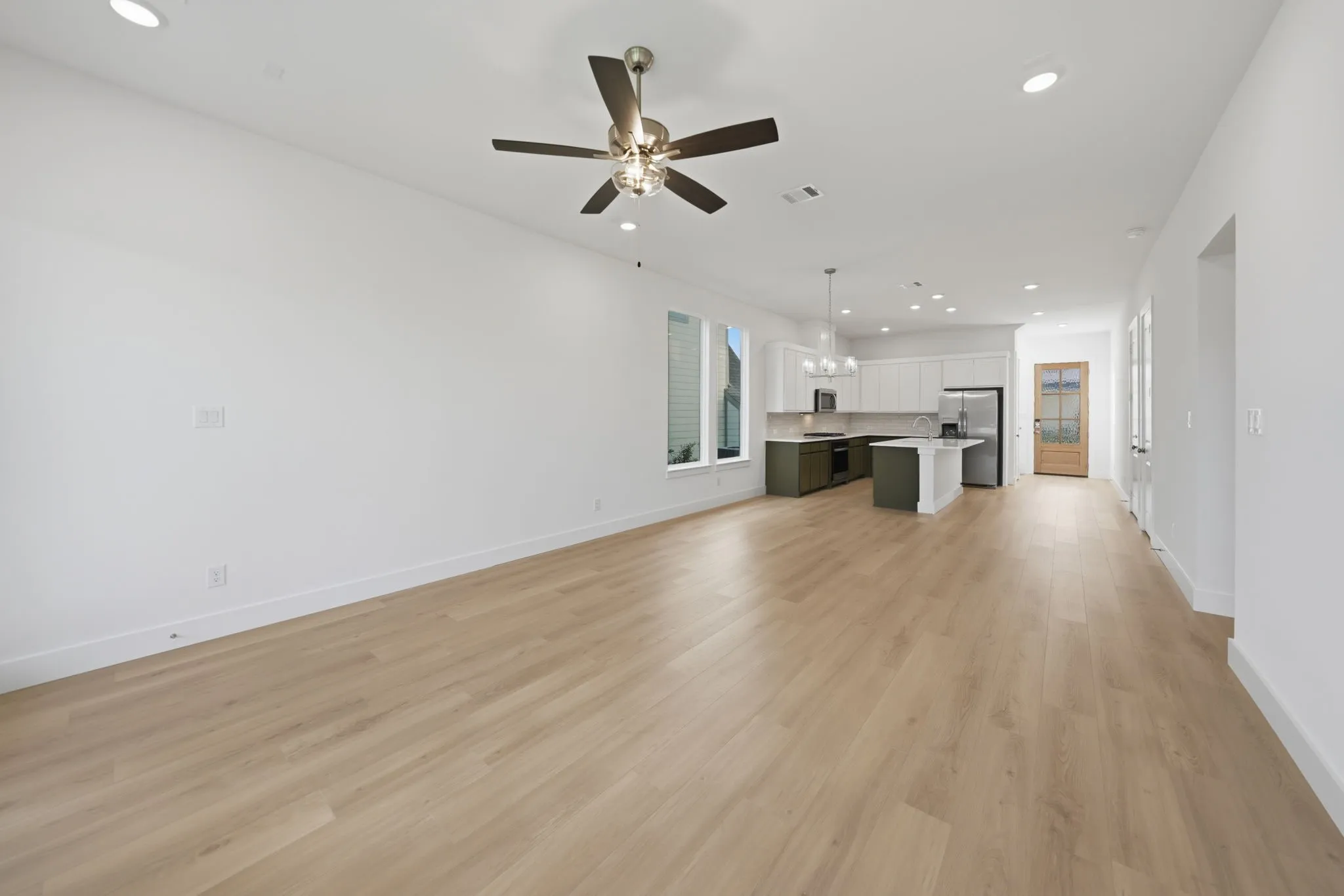 Townhouse For Rent in Collin County , 328 Chestnut Street, Celina, Texas 75009, 3 Bedroom, 3 Bathroom, 2 Garage spaces, 2,079 Sqft, built in 2026, mls#21339724, Real Estate Agent in Celina, Homes For Rent in Collin county, Homes For Rent in Celina, Realtor in Celina Texas, Real Estate Brokerage Independent Realty Texas, Luminita Cordes Realtor