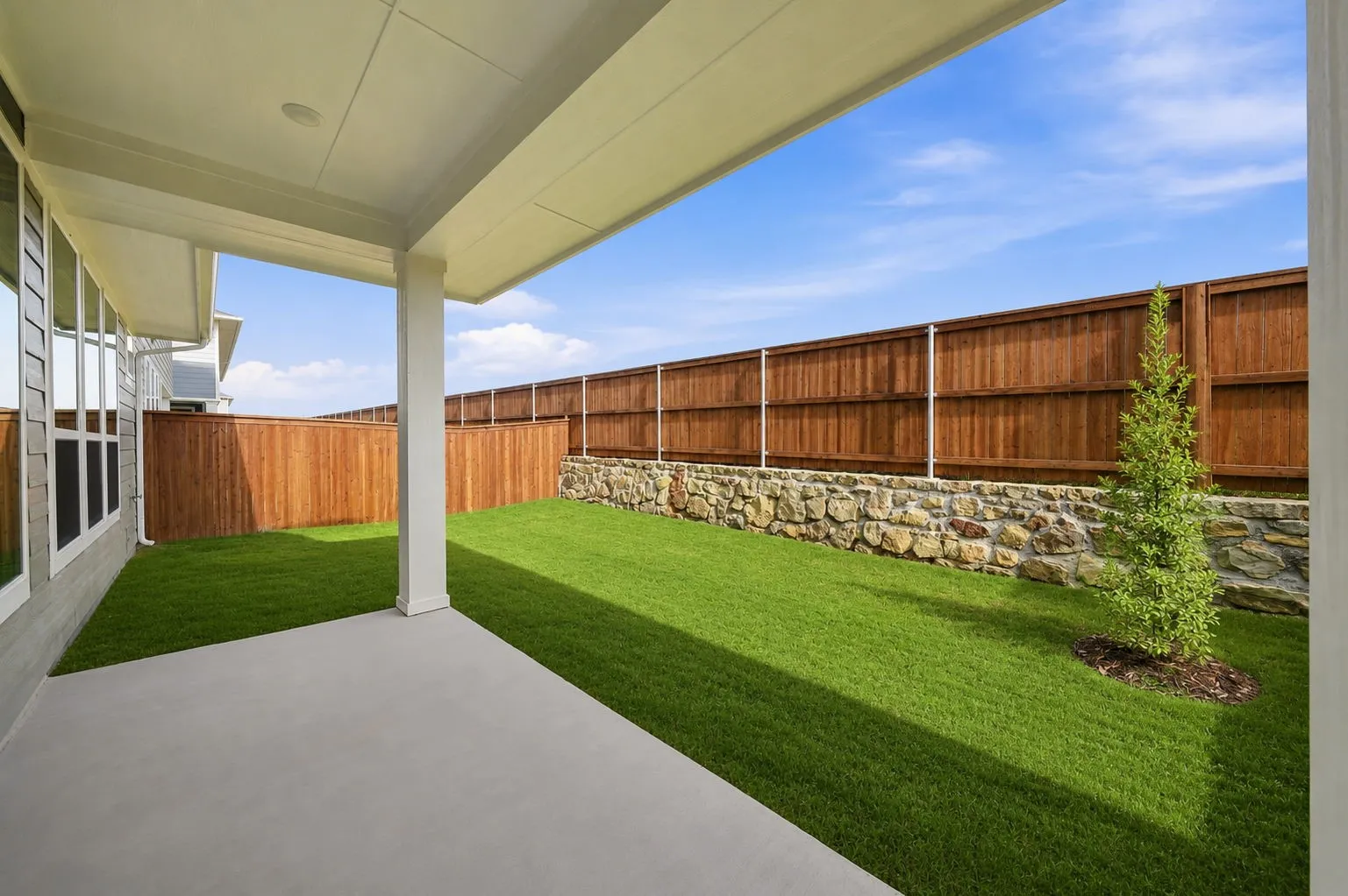 Townhouse For Rent in Collin County , 328 Chestnut Street, Celina, Texas 75009, 3 Bedroom, 3 Bathroom, 2 Garage spaces, 2,079 Sqft, built in 2026, mls#21339724, Real Estate Agent in Celina, Homes For Rent in Collin county, Homes For Rent in Celina, Realtor in Celina Texas, Real Estate Brokerage Independent Realty Texas, Luminita Cordes Realtor