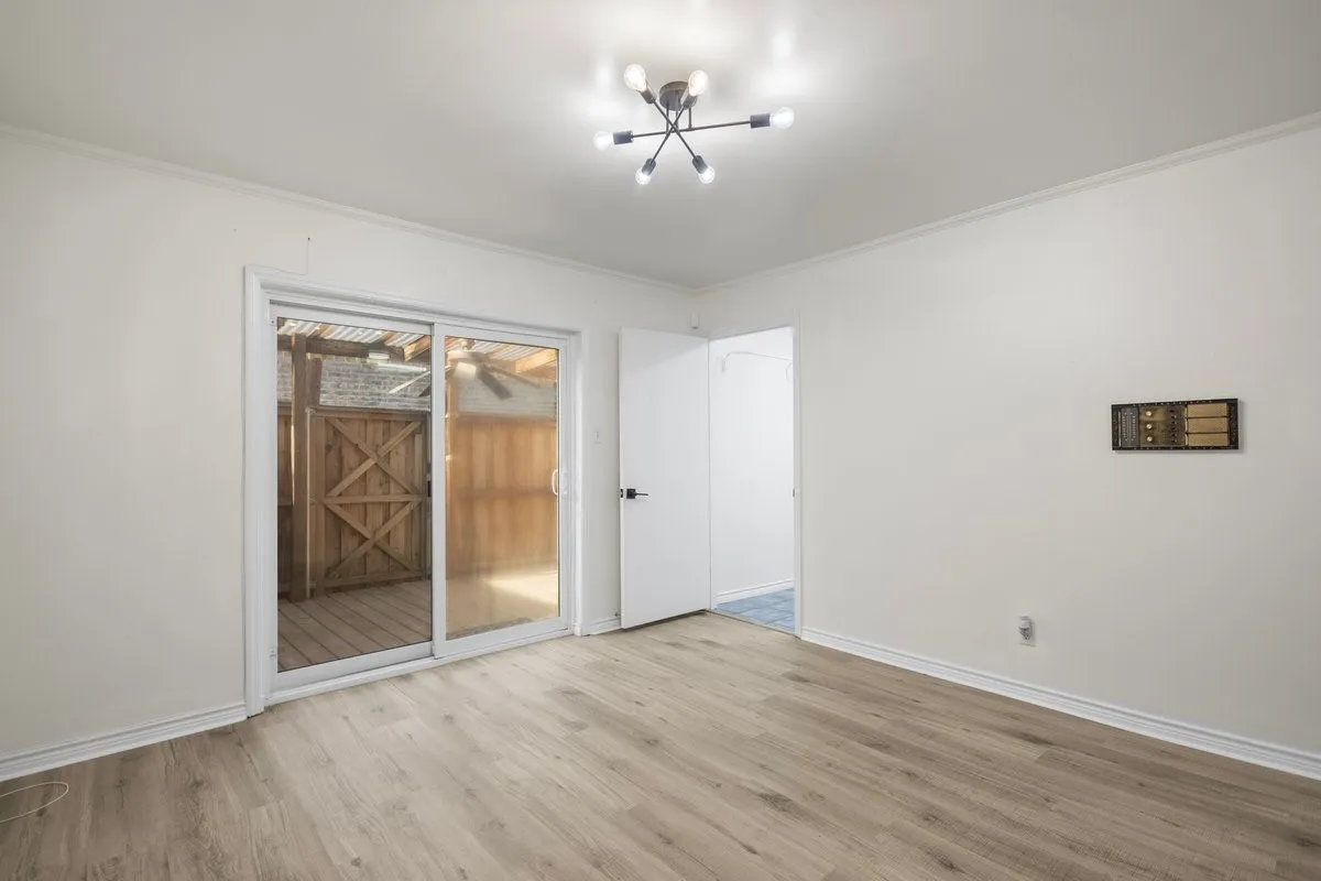 Condominium For Sale in Dallas County , 5907 Copperwood Lane 1138, Dallas, Texas 75248, 2 Bedroom, 3 Bathroom, Garage spaces, 1,502 Sqft, built in 1968, mls#21342070, Real Estate Agent in Dallas, Homes For Sale in Dallas county, Homes For Sale in Dallas, Realtor in Dallas Texas, Real Estate Brokerage Independent Realty Texas, Luminita Cordes Realtor