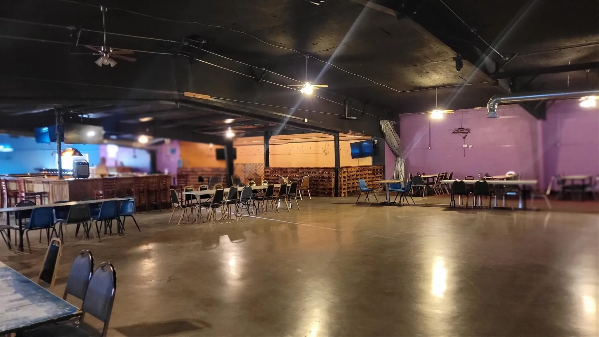 Business For Sale in Brown County , 717 W Commerce Street, Brownwood, Texas 76801, 0, 0, Garage spaces, 0 Sqft, built in 1993, Price $420,000, mls#21334270, Real Estate Agent in Brownwood, Homes For Sale in Brown county, Homes For Sale in Brownwood, Realtor in Brownwood Texas, Real Estate Brokerage Independent Realty Texas, Luminita Cordes Realtor