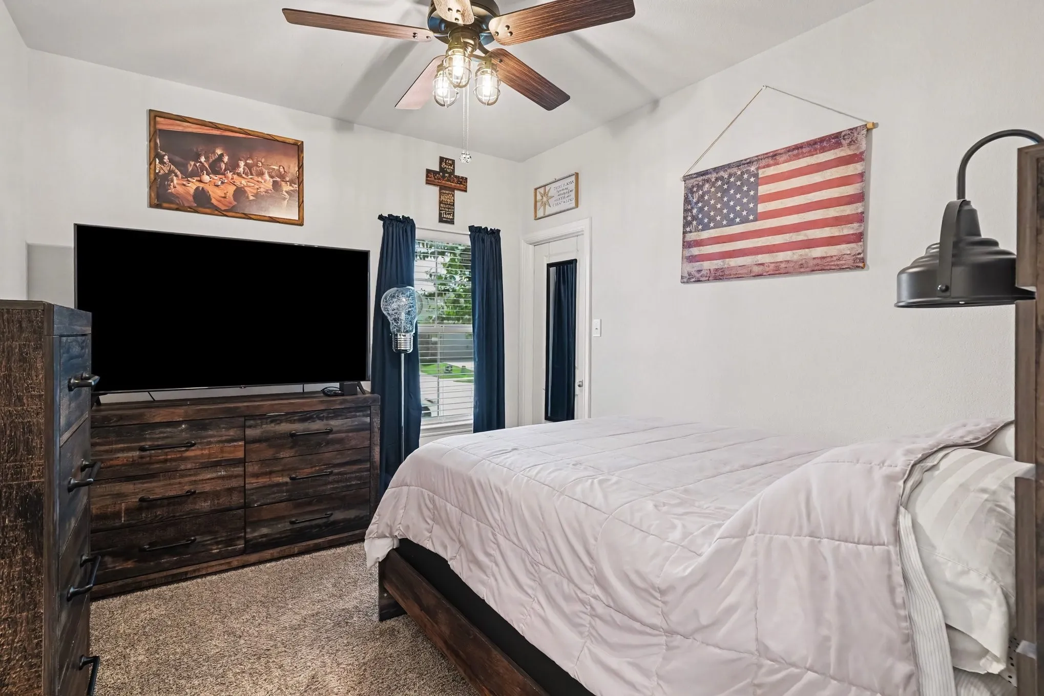Single Family Residence For Sale in Tarrant County , 8621 Willowsun Way, Fort Worth, Texas 76131, 3 Bedroom, 2 Bathroom, 2 Garage spaces, 1,471 Sqft, built in 2022, mls#21343109, Real Estate Agent in Fort Worth, Homes For Sale in Tarrant county, Homes For Sale in Fort Worth, Realtor in Fort Worth Texas, Real Estate Brokerage Independent Realty Texas, Luminita Cordes Realtor