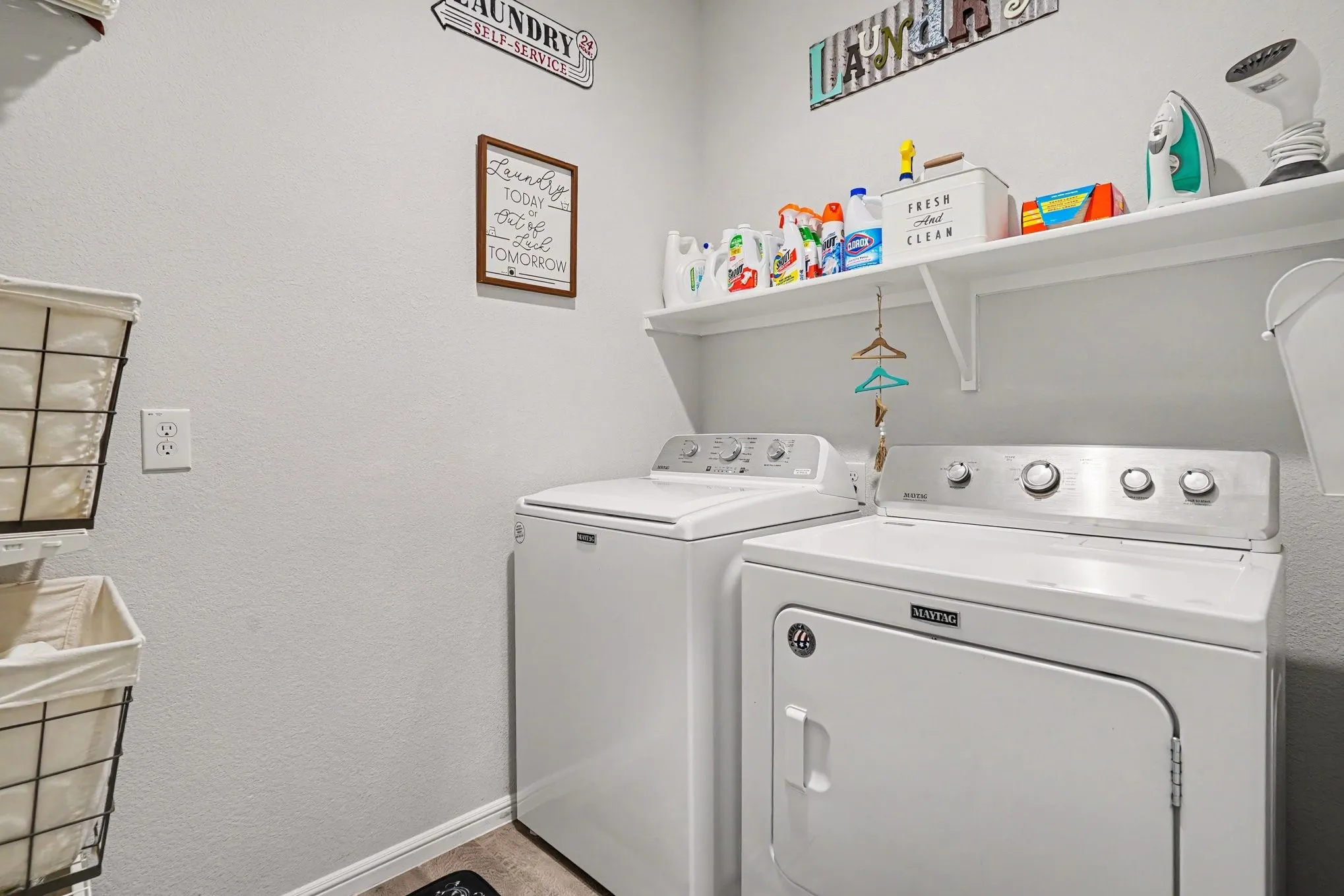 Single Family Residence For Sale in Tarrant County , 8621 Willowsun Way, Fort Worth, Texas 76131, 3 Bedroom, 2 Bathroom, 2 Garage spaces, 1,471 Sqft, built in 2022, mls#21343109, Real Estate Agent in Fort Worth, Homes For Sale in Tarrant county, Homes For Sale in Fort Worth, Realtor in Fort Worth Texas, Real Estate Brokerage Independent Realty Texas, Luminita Cordes Realtor