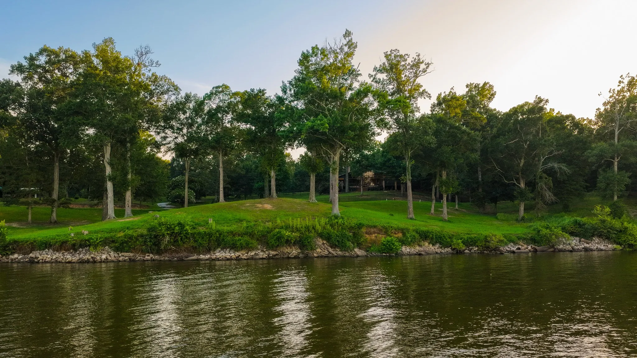 Farm For Sale in Shelby County , 179 County Road 2790, Shelbyville, Texas 75973, 5 Bedroom, 4 Bathroom, 4 Garage spaces, 2,076 Sqft, built in 1998, mls#21343121, Real Estate Agent in Shelbyville, Homes For Sale in Shelby county, Homes For Sale in Shelbyville, Realtor in Shelbyville Texas, Real Estate Brokerage Independent Realty Texas, Luminita Cordes Realtor