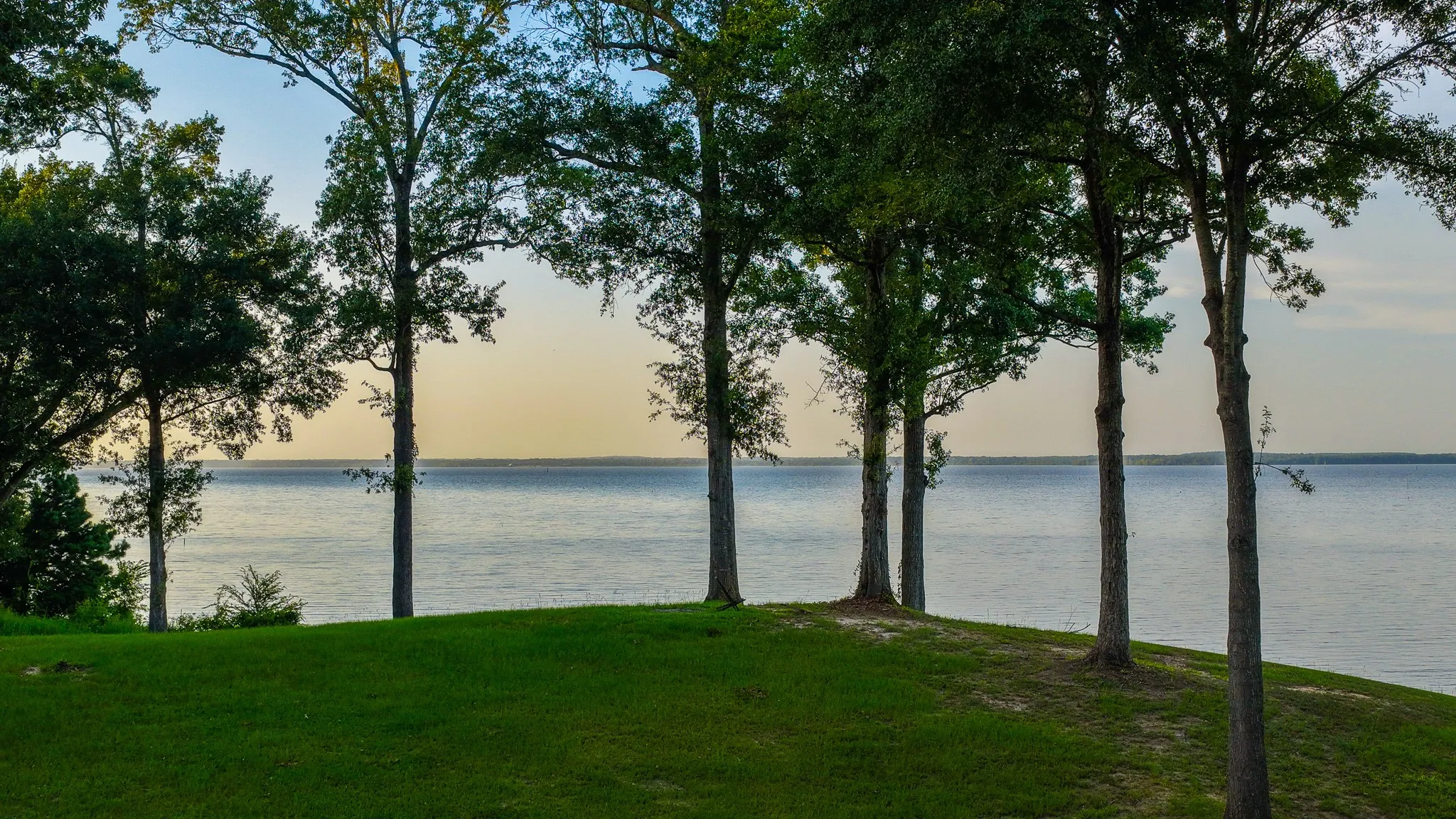 Farm For Sale in Shelby County , 179 County Road 2790, Shelbyville, Texas 75973, 5 Bedroom, 4 Bathroom, 4 Garage spaces, 2,076 Sqft, built in 1998, mls#21343121, Real Estate Agent in Shelbyville, Homes For Sale in Shelby county, Homes For Sale in Shelbyville, Realtor in Shelbyville Texas, Real Estate Brokerage Independent Realty Texas, Luminita Cordes Realtor