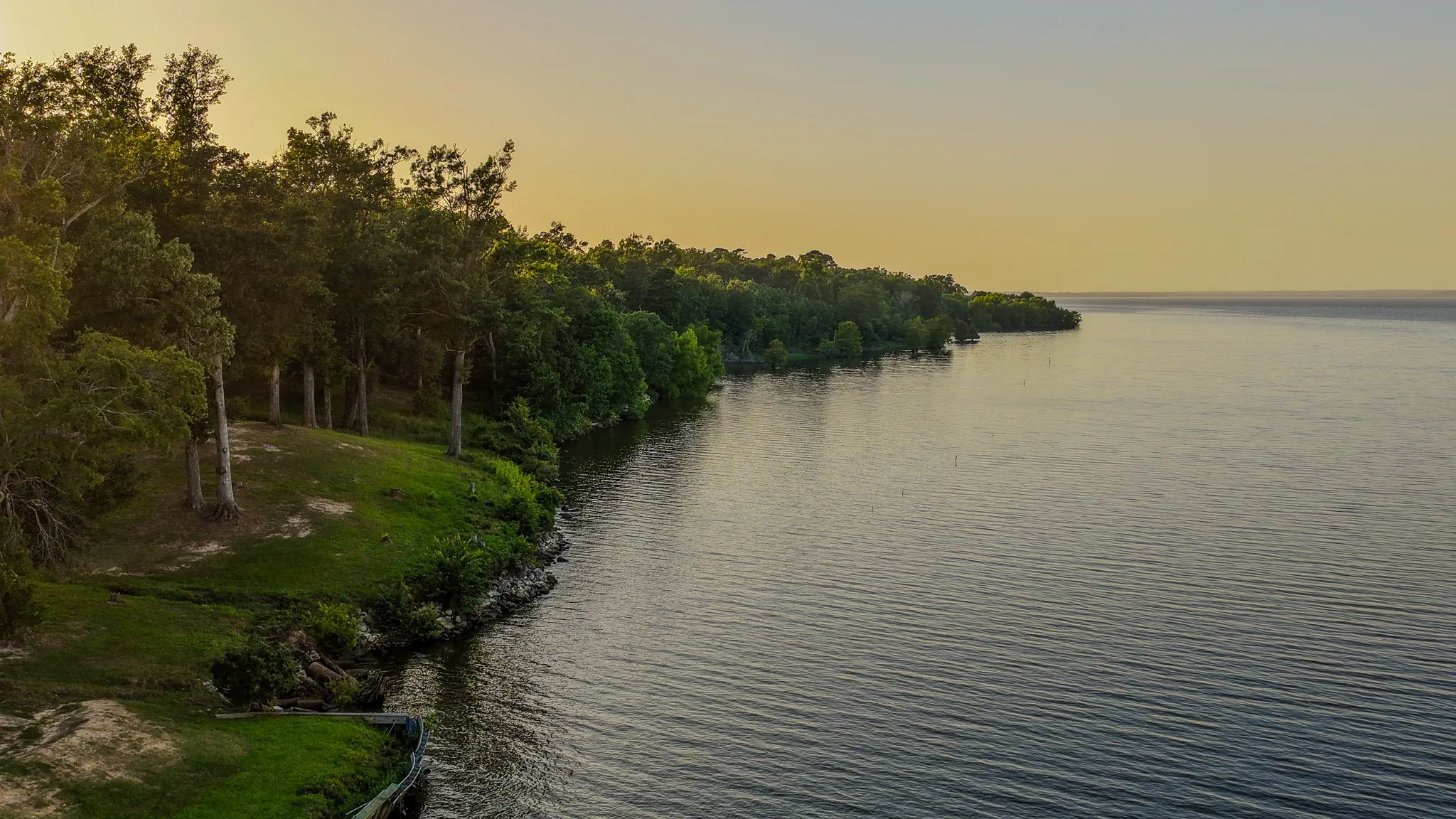 Farm For Sale in Shelby County , 179 County Road 2790, Shelbyville, Texas 75973, 5 Bedroom, 4 Bathroom, 4 Garage spaces, 2,076 Sqft, built in 1998, mls#21343121, Real Estate Agent in Shelbyville, Homes For Sale in Shelby county, Homes For Sale in Shelbyville, Realtor in Shelbyville Texas, Real Estate Brokerage Independent Realty Texas, Luminita Cordes Realtor