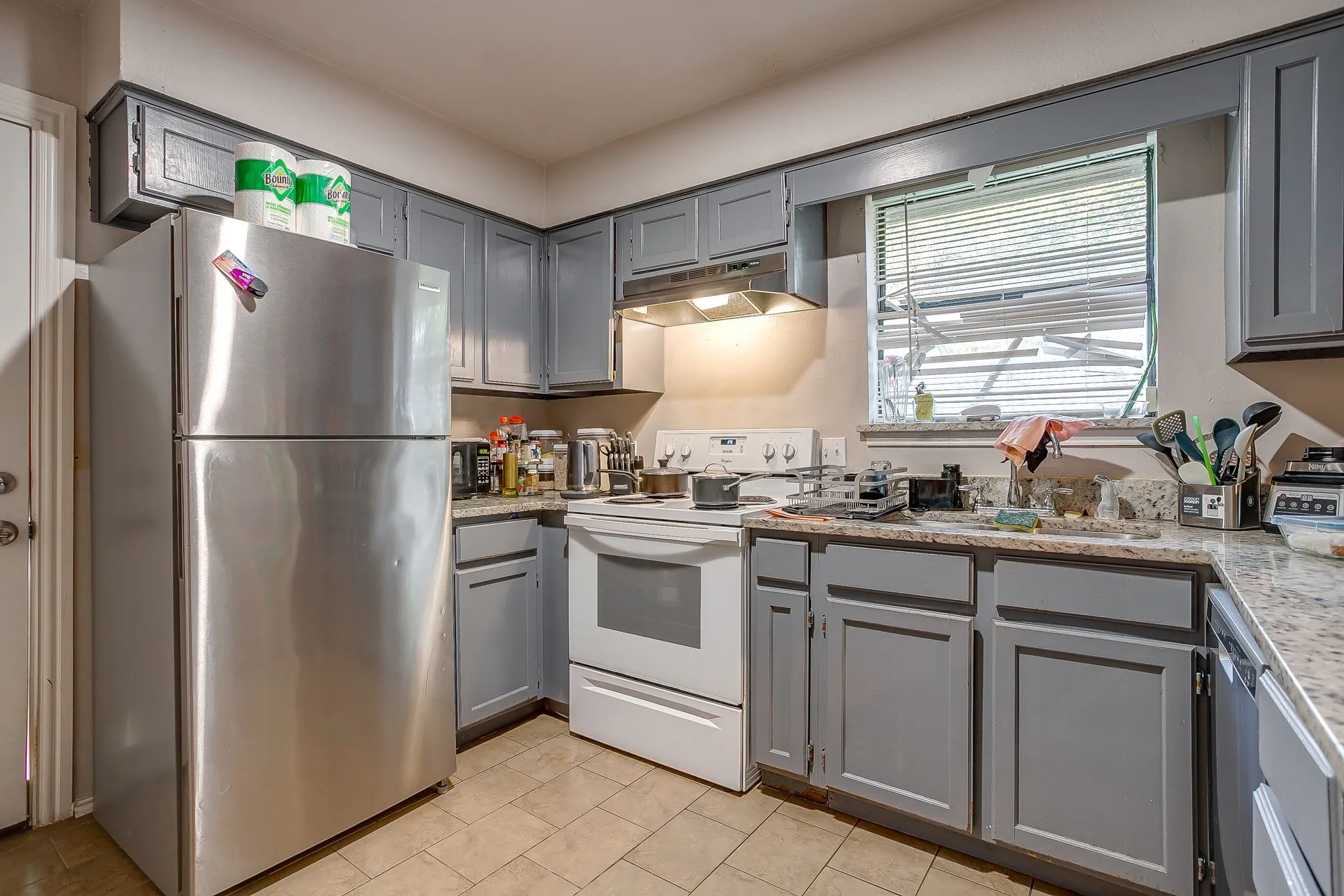 Duplex For Sale in Tarrant County , 6725 Glenbrook Lane, Fort Worth, Texas 76133, 2 Bedroom, 2 Bathroom, 1 Garage spaces, 2,138 Sqft, built in 1984, mls#21324269, Real Estate Agent in Fort Worth, Homes For Sale in Tarrant county, Homes For Sale in Fort Worth, Realtor in Fort Worth Texas, Real Estate Brokerage Independent Realty Texas, Luminita Cordes Realtor