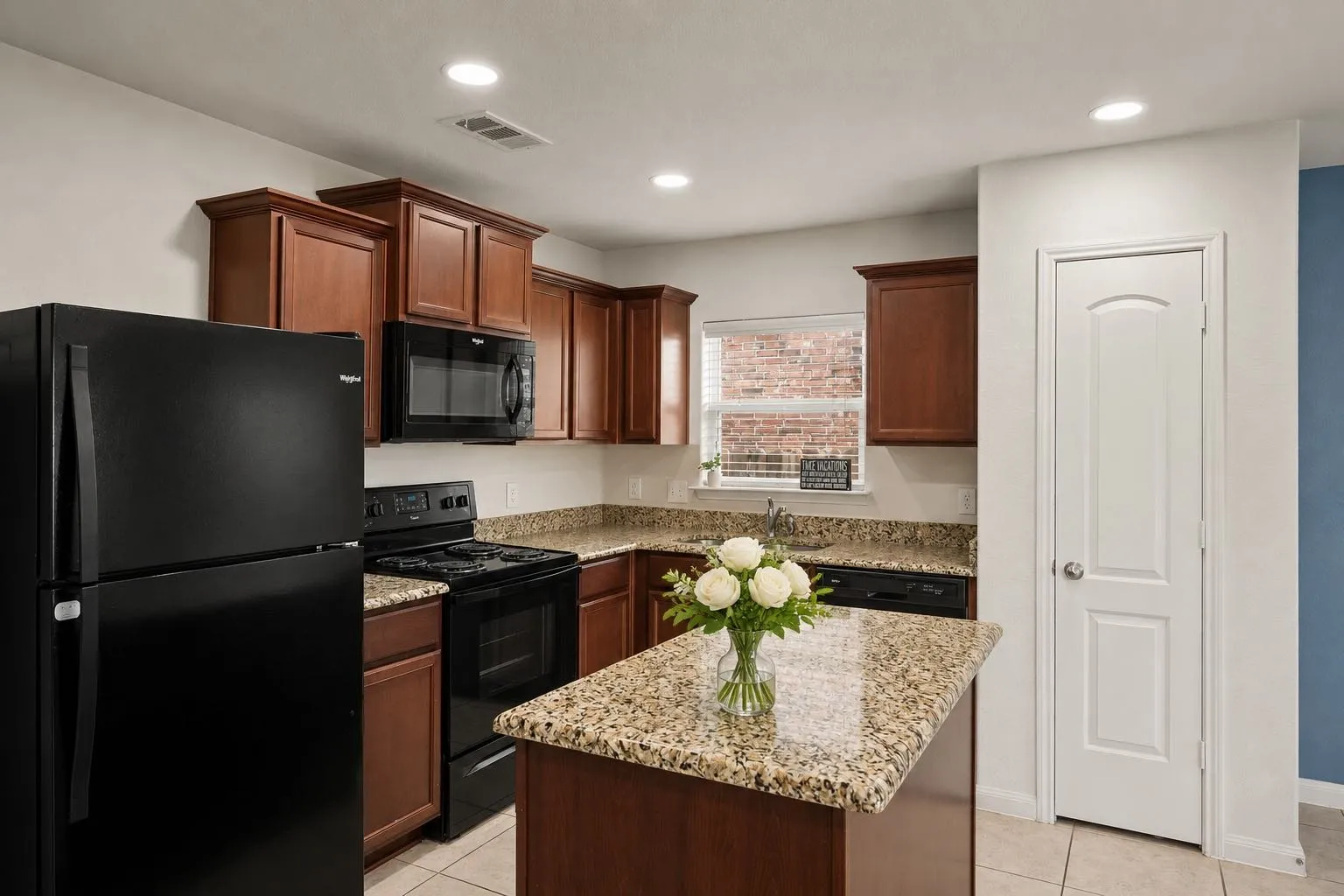 Single Family Residence For Sale in Collin County , 1619 White Mountain Way, Princeton, Texas 75407, 3 Bedroom, 2 Bathroom, 2 Garage spaces, 1,656 Sqft, built in 2018, mls#21339974, Real Estate Agent in Princeton, Homes For Sale in Collin county, Homes For Sale in Princeton, Realtor in Princeton Texas, Real Estate Brokerage Independent Realty Texas, Luminita Cordes Realtor