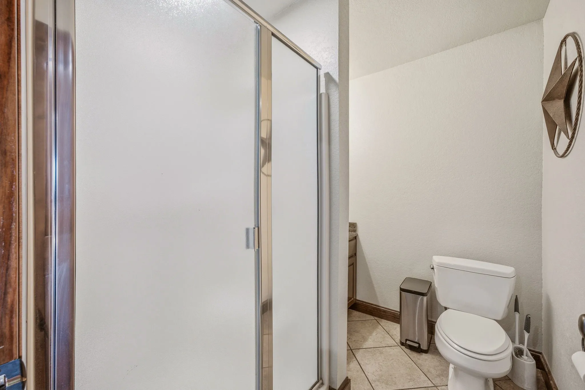 Office For Sale in Young County , 1427 380 Bypass, Graham, Texas 76450, 0, 0, Garage spaces, 2,637 Sqft, built in 1980, Price $449,000, mls#21342047, Real Estate Agent in Graham, Homes For Sale in Young county, Homes For Sale in Graham, Realtor in Graham Texas, Real Estate Brokerage Independent Realty Texas, Luminita Cordes Realtor