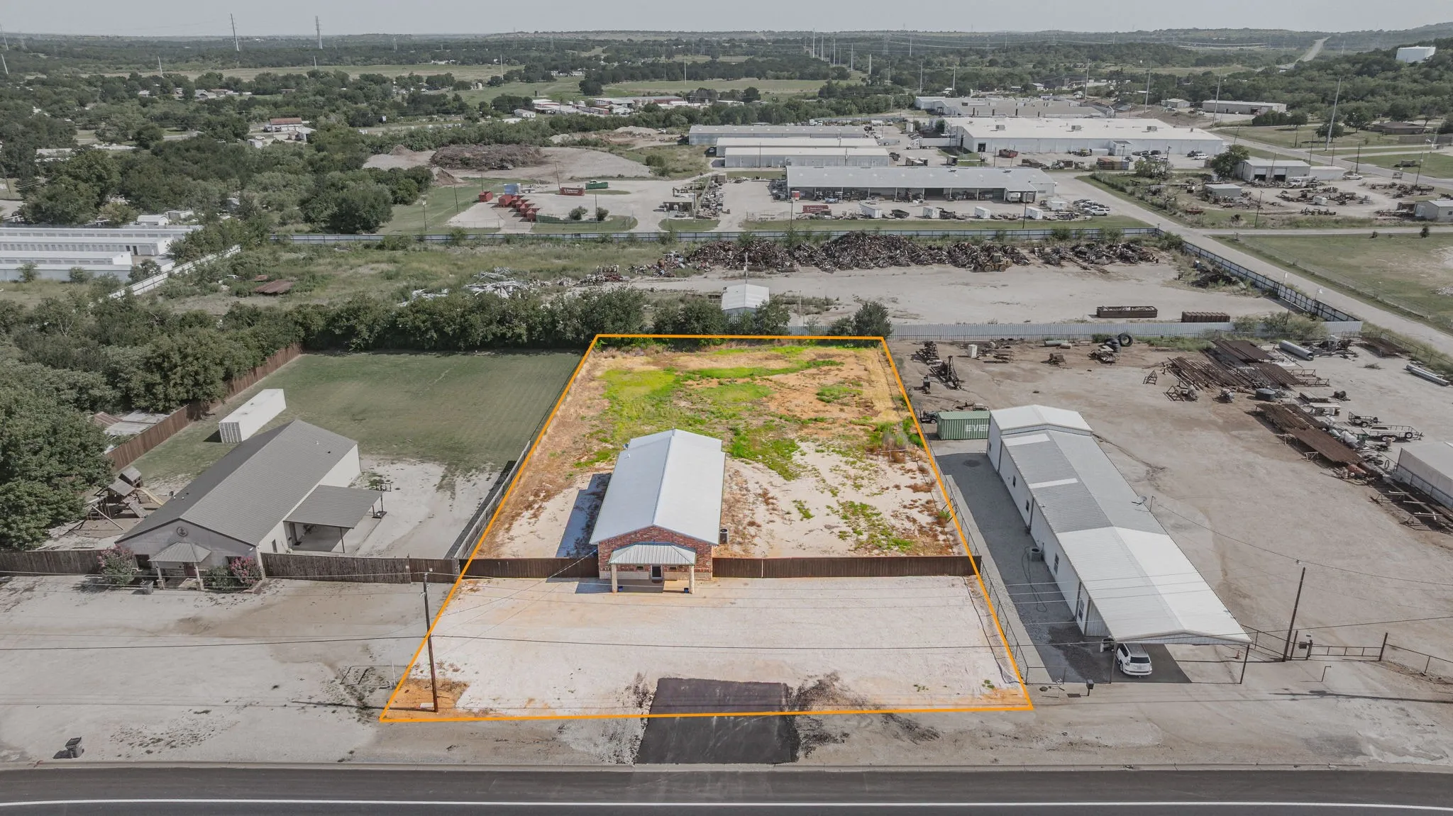 Office For Sale in Young County , 1427 380 Bypass, Graham, Texas 76450, 0, 0, Garage spaces, 2,637 Sqft, built in 1980, Price $449,000, mls#21342047, Real Estate Agent in Graham, Homes For Sale in Young county, Homes For Sale in Graham, Realtor in Graham Texas, Real Estate Brokerage Independent Realty Texas, Luminita Cordes Realtor