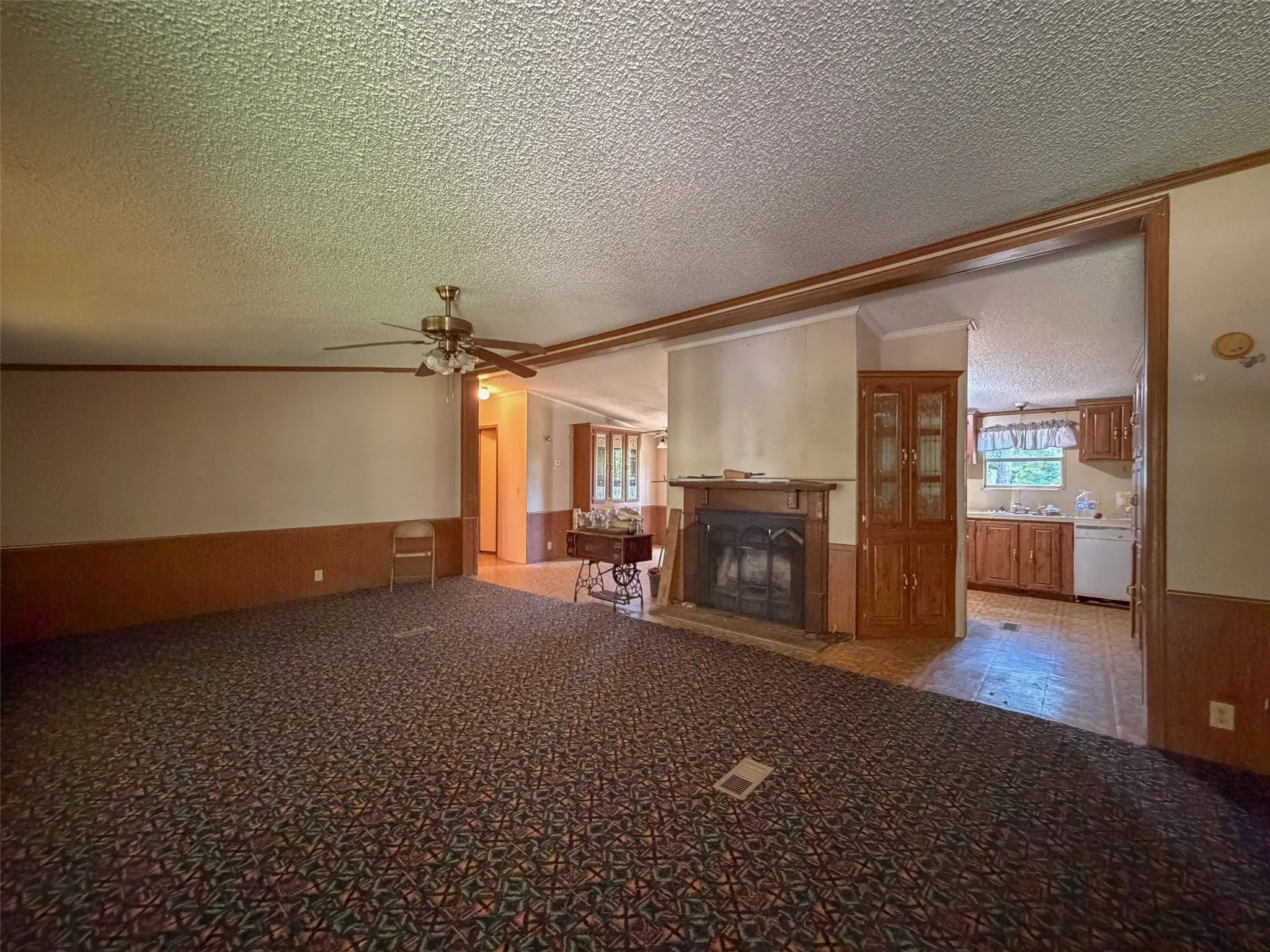 Manufactured Home For Sale in Bowie County , 6394 County Road 3204, De Kalb, Texas 75559, 3 Bedrooms, 2 Bathrooms, Garage spaces, 1,560 Sqft, built in 0, Price $349,000, mls#21343106, Real Estate Agent in De Kalb, Homes For Sale in Bowie county, Homes For Sale in De Kalb, Realtor in De Kalb Texas, Real Estate Brokerage Independent Realty Texas, Luminita Cordes Realtor