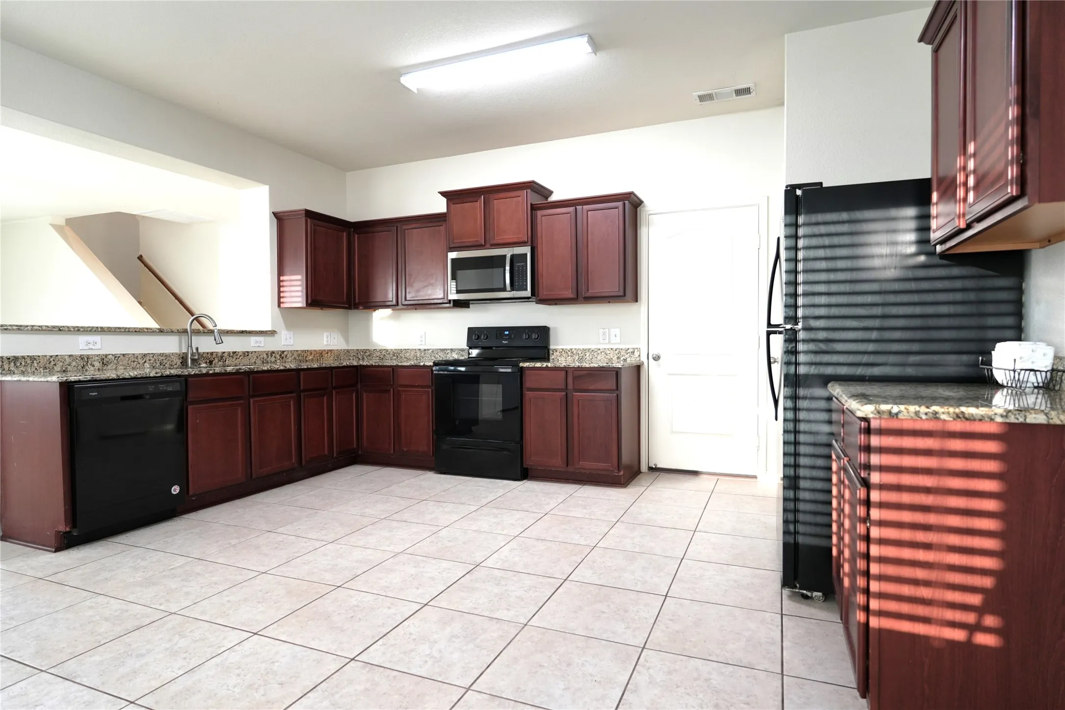 Single Family Residence For Rent in Collin County , 344 Magnolia Drive, Princeton, Texas 75407, 3 Bedroom, 3 Bathroom, 2 Garage spaces, 2,033 Sqft, built in 2017, mls#21343128, Real Estate Agent in Princeton, Homes For Rent in Collin county, Homes For Rent in Princeton, Realtor in Princeton Texas, Real Estate Brokerage Independent Realty Texas, Luminita Cordes Realtor