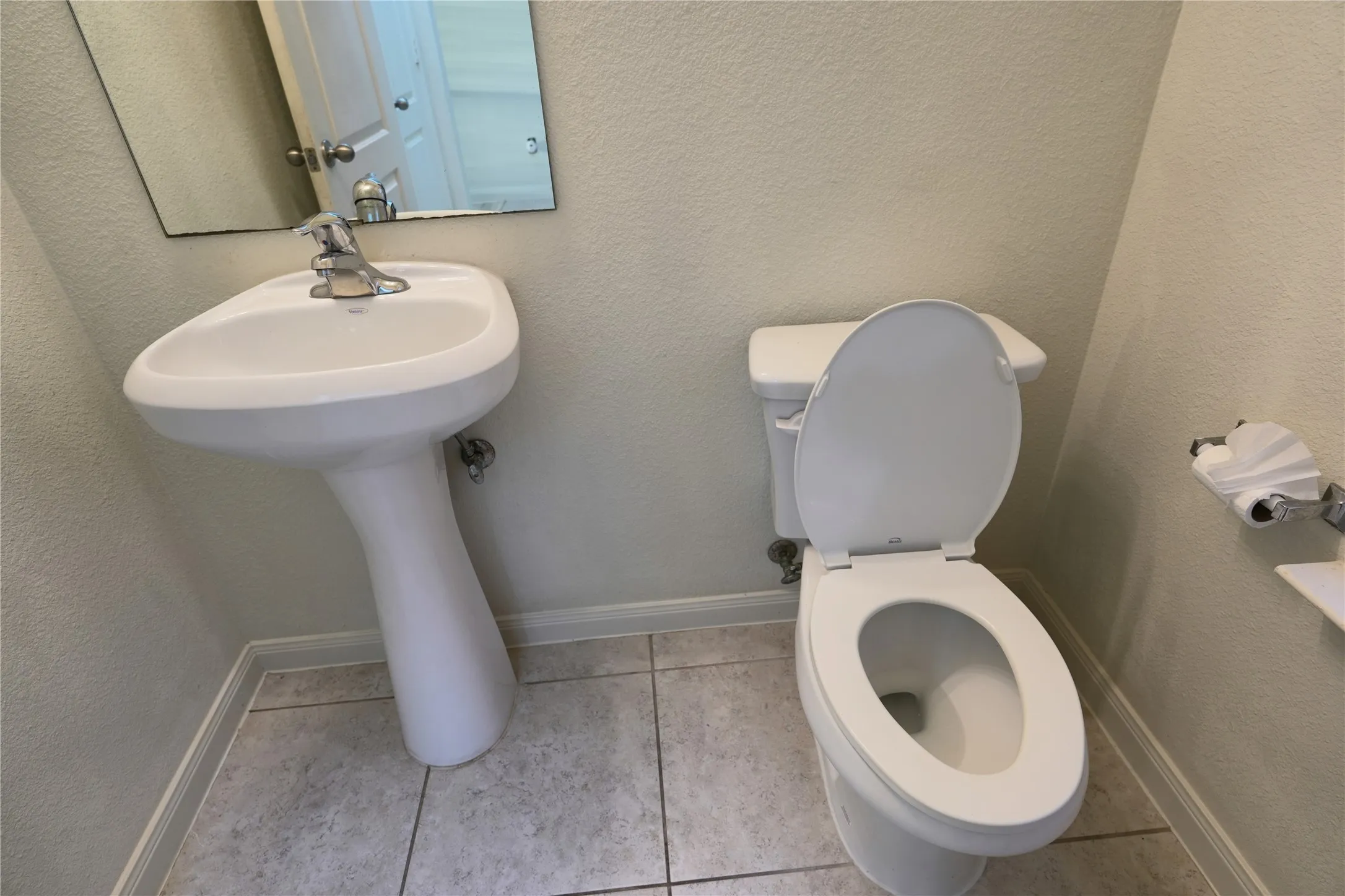 Single Family Residence For Rent in Collin County , 344 Magnolia Drive, Princeton, Texas 75407, 3 Bedroom, 3 Bathroom, 2 Garage spaces, 2,033 Sqft, built in 2017, mls#21343128, Real Estate Agent in Princeton, Homes For Rent in Collin county, Homes For Rent in Princeton, Realtor in Princeton Texas, Real Estate Brokerage Independent Realty Texas, Luminita Cordes Realtor